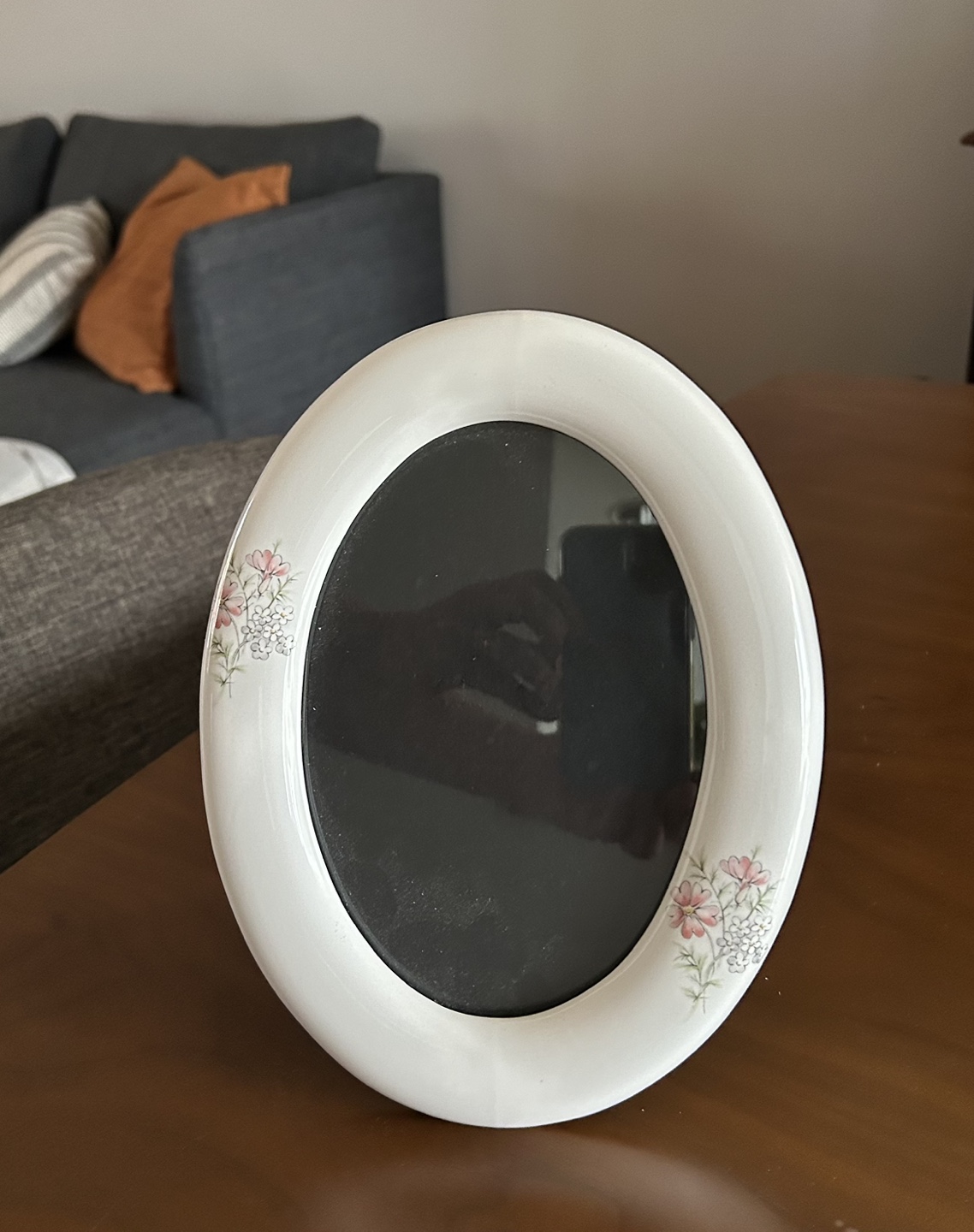 Oval Ceramic Picture Frame with Floral Design
