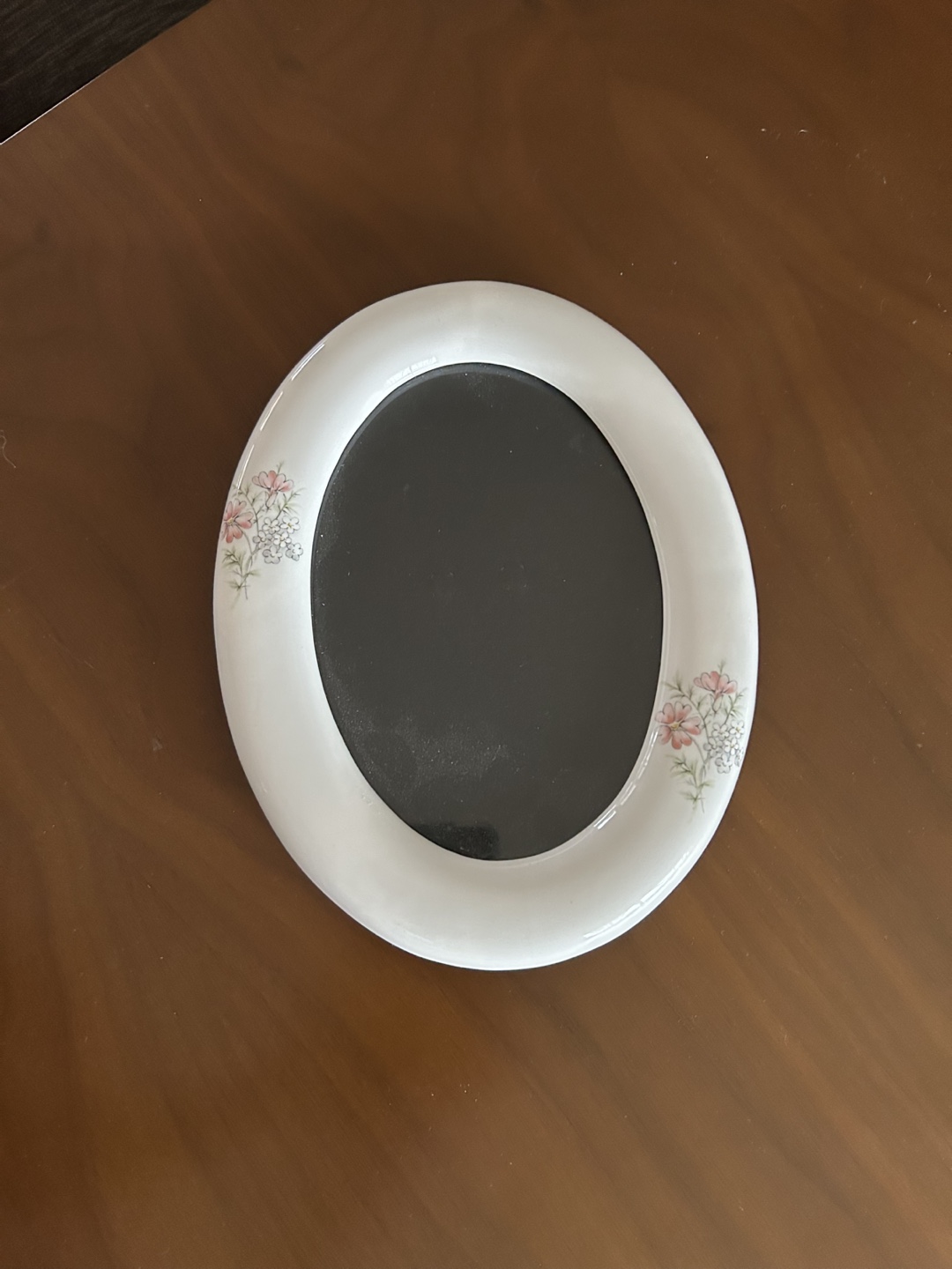 Oval Ceramic Picture Frame with Floral Design - photo 3
