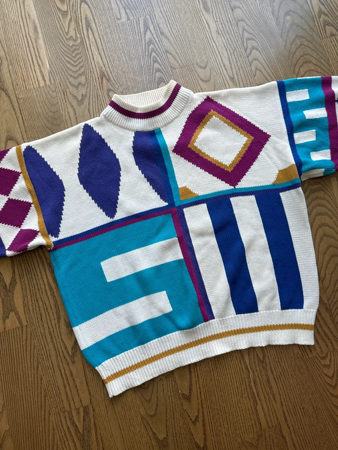 Vintage 90s Geometric Pattern Knit Sweater image indicator(2)