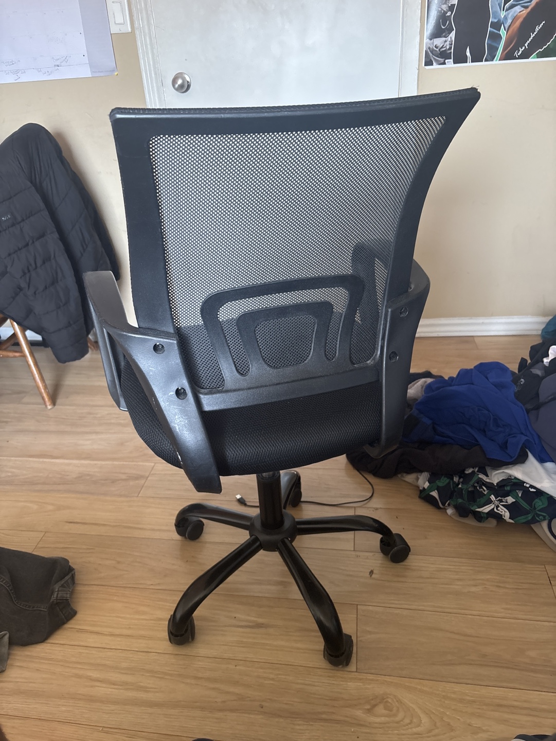 Black Mesh Office Chair - photo 2