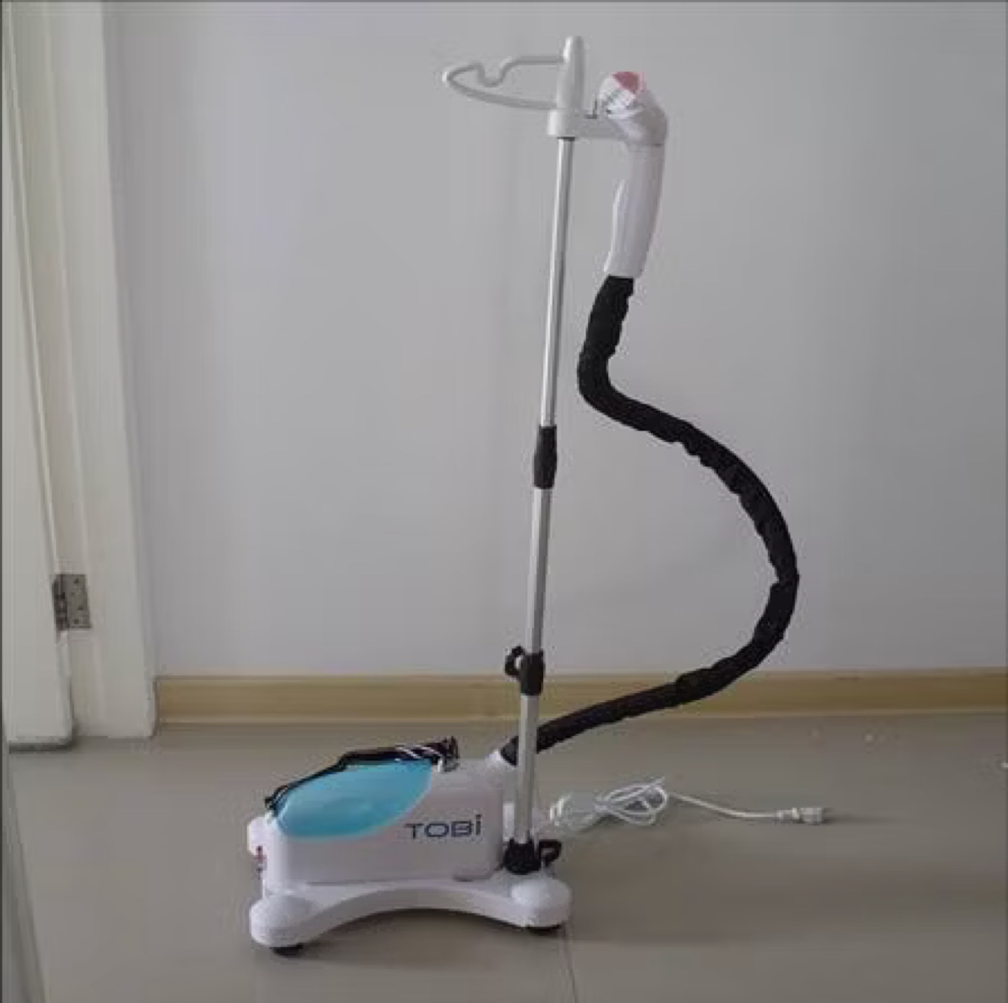 TOBI Garment Steamer