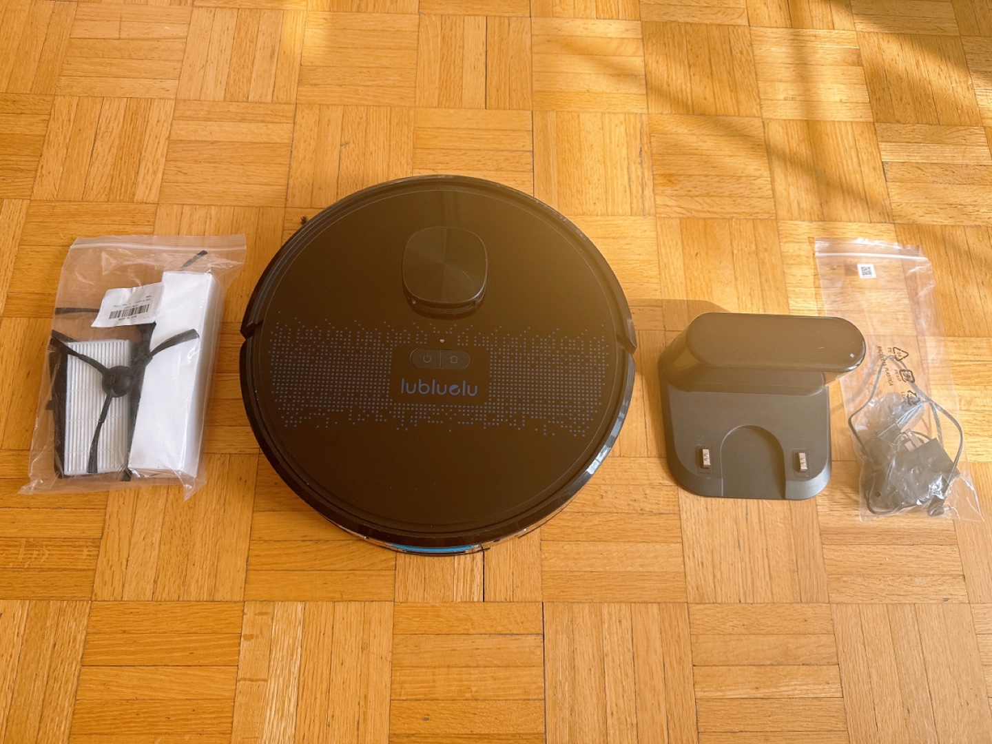 Lubluelu Robot Vacuum Cleaner with Accessories