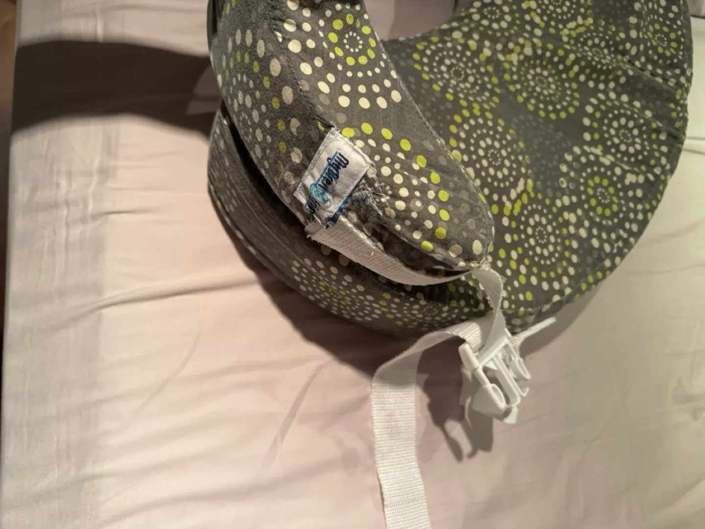 My Brest Friend Original Nursing Pillow - Fireworks image indicator(4)