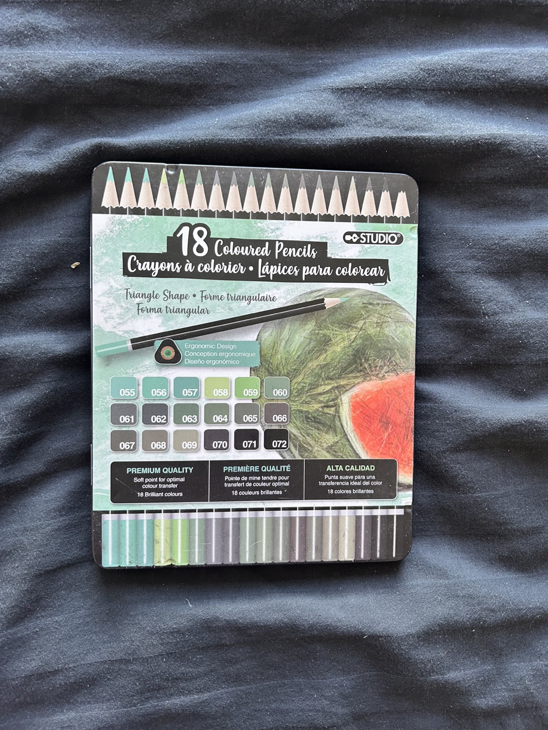 Art supplies - photo 2