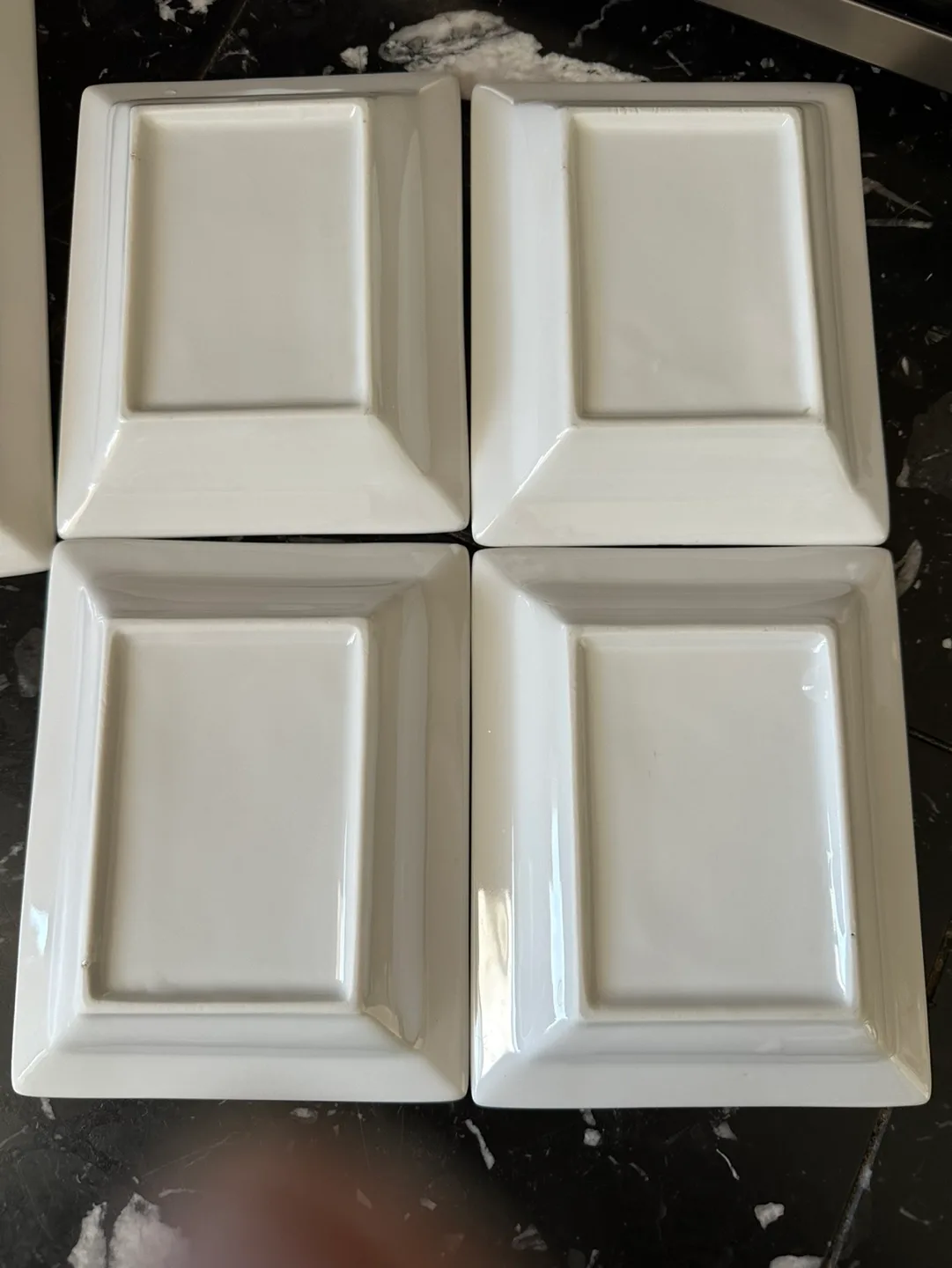 White Porcelain Sushi Set - Plates, Spoons & Trays image indicator(8)