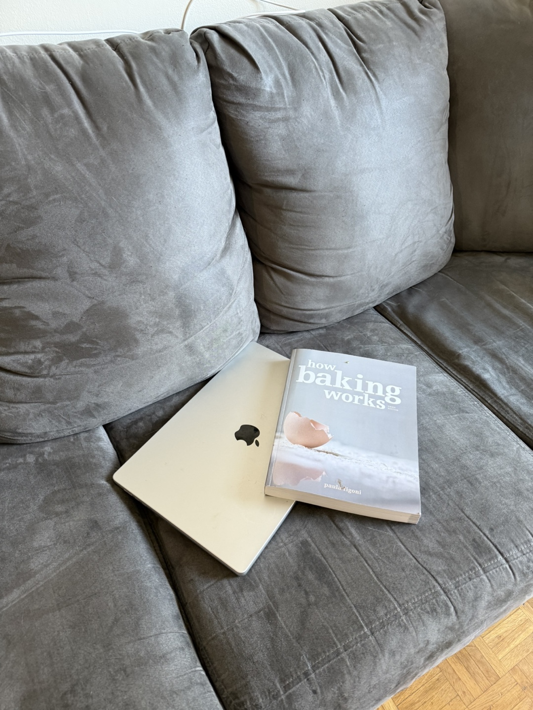 NEED TO GO : Grey Fabric Sofa - photo 3