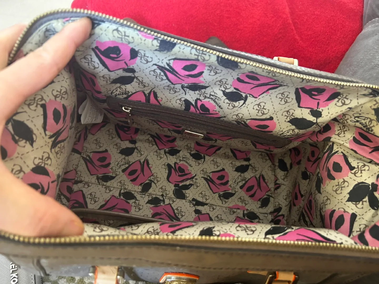 Guess satchel handbag image indicator(2)