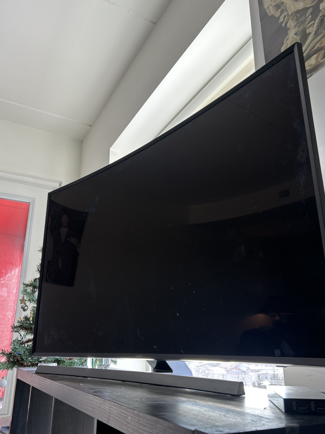 Curved Samsung Smart TV