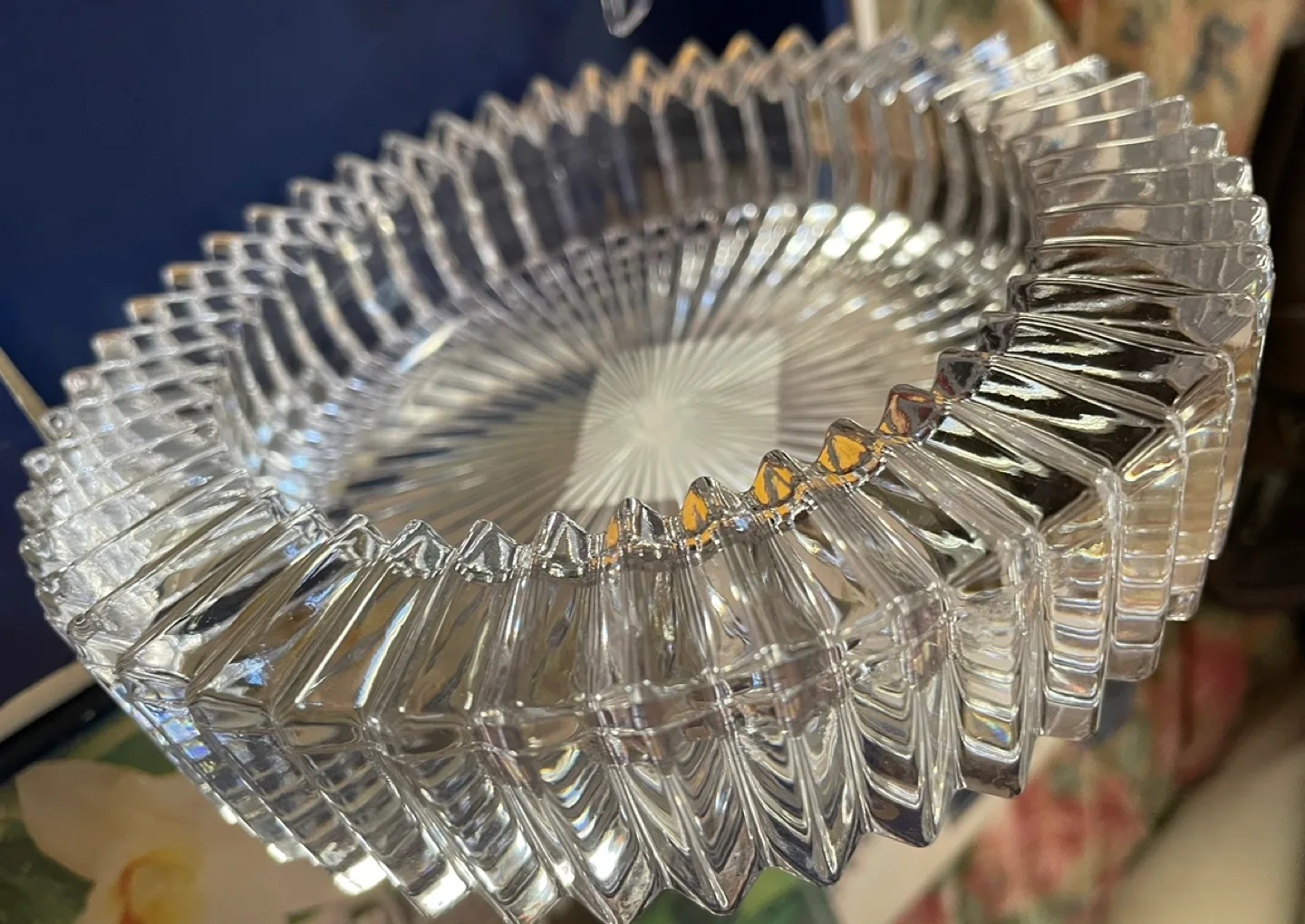 Mikasa Crystal Wine Bottle Stopper and Coaster Set image indicator(3)