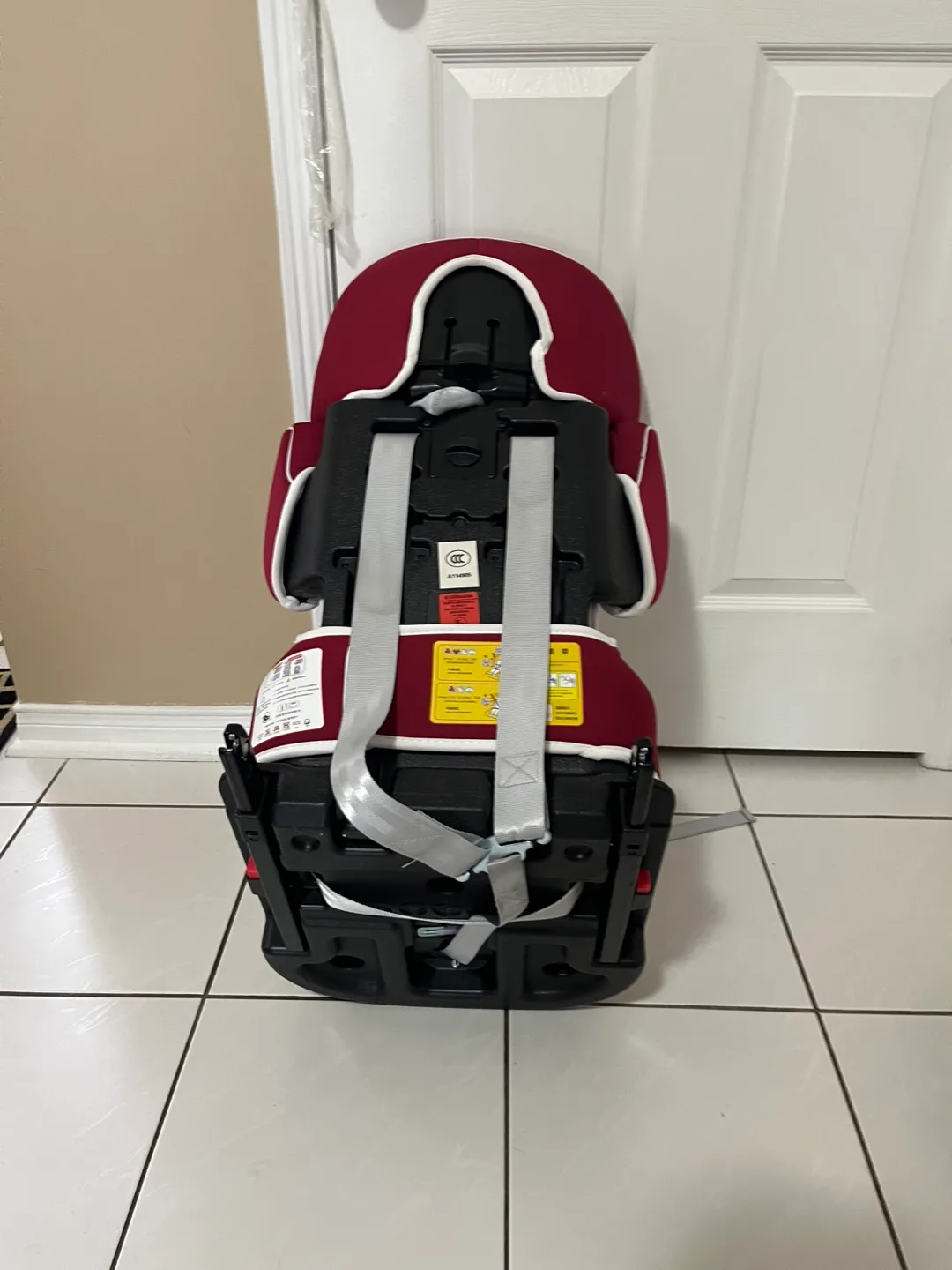 REYI Universal Car Booster Seat - Red image indicator(5)