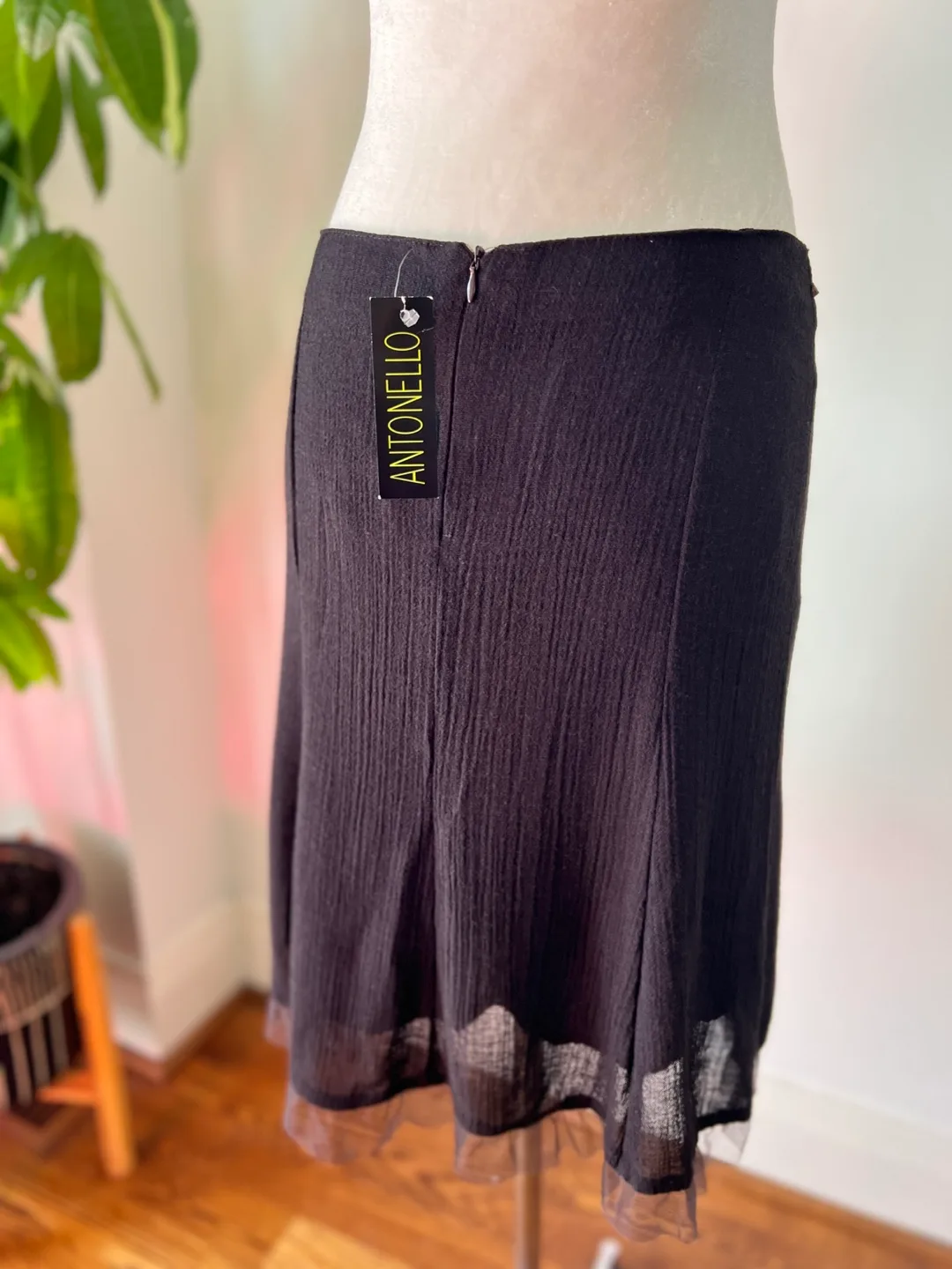 Elegant Italian Brown A-line Skirt with Satin Belt image indicator(8)