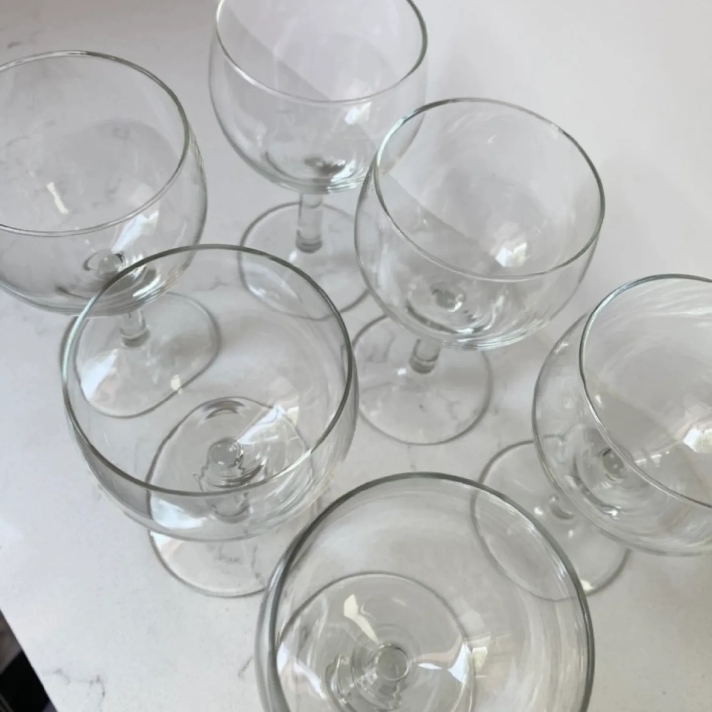 Set of Six Clear Wine Glasses image indicator(4)