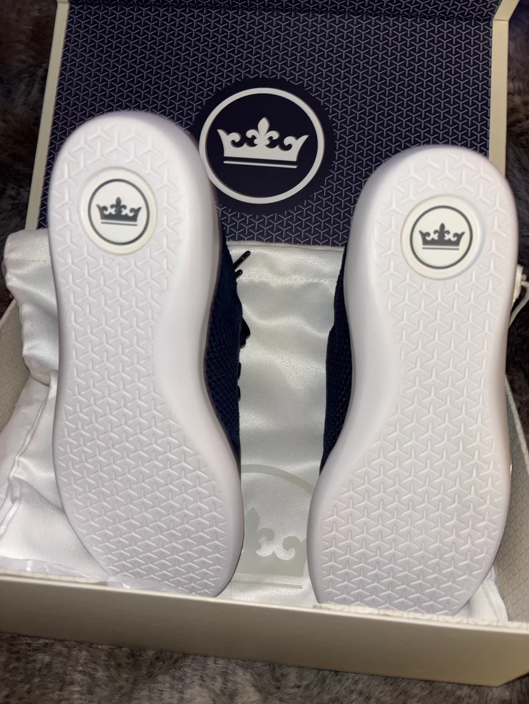 Peter Millar NEW Women's Hyperlight Glide Sneakers - Size 8.5 image indicator(2)