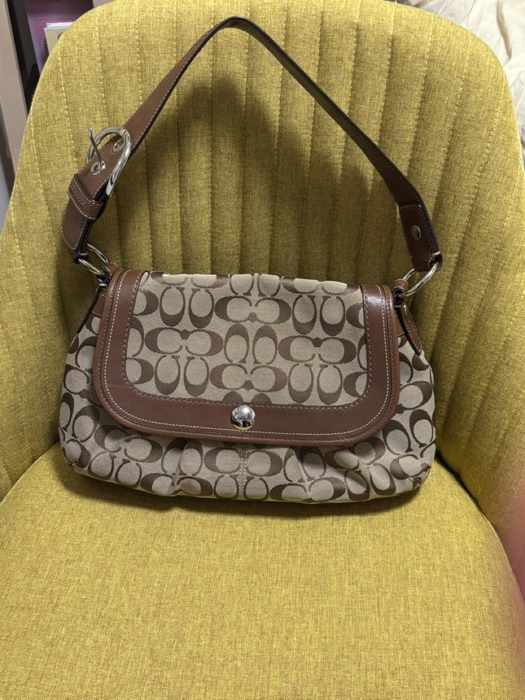 Coach Signature C Brown Shoulder Bag - photo 2