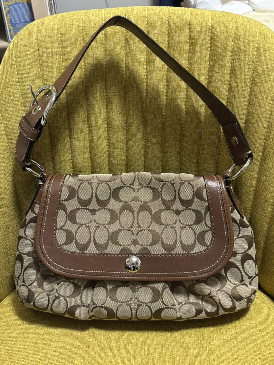 Coach Signature C Brown Shoulder Bag
