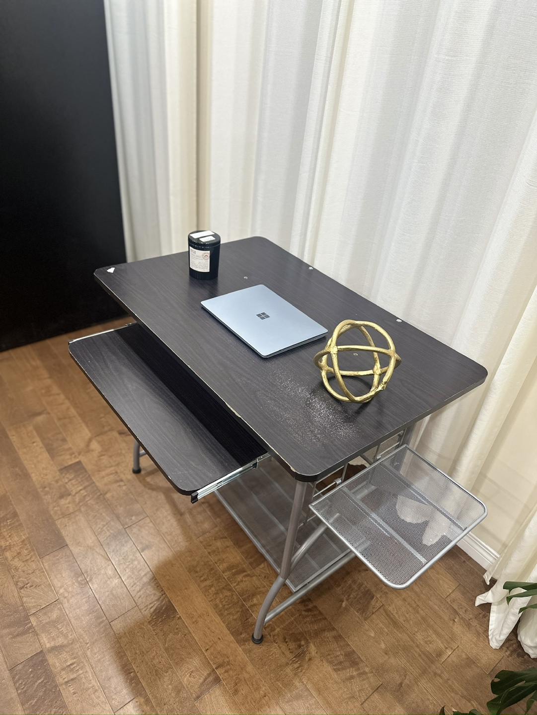 Small Computer Desk with Keyboard Tray - photo 2