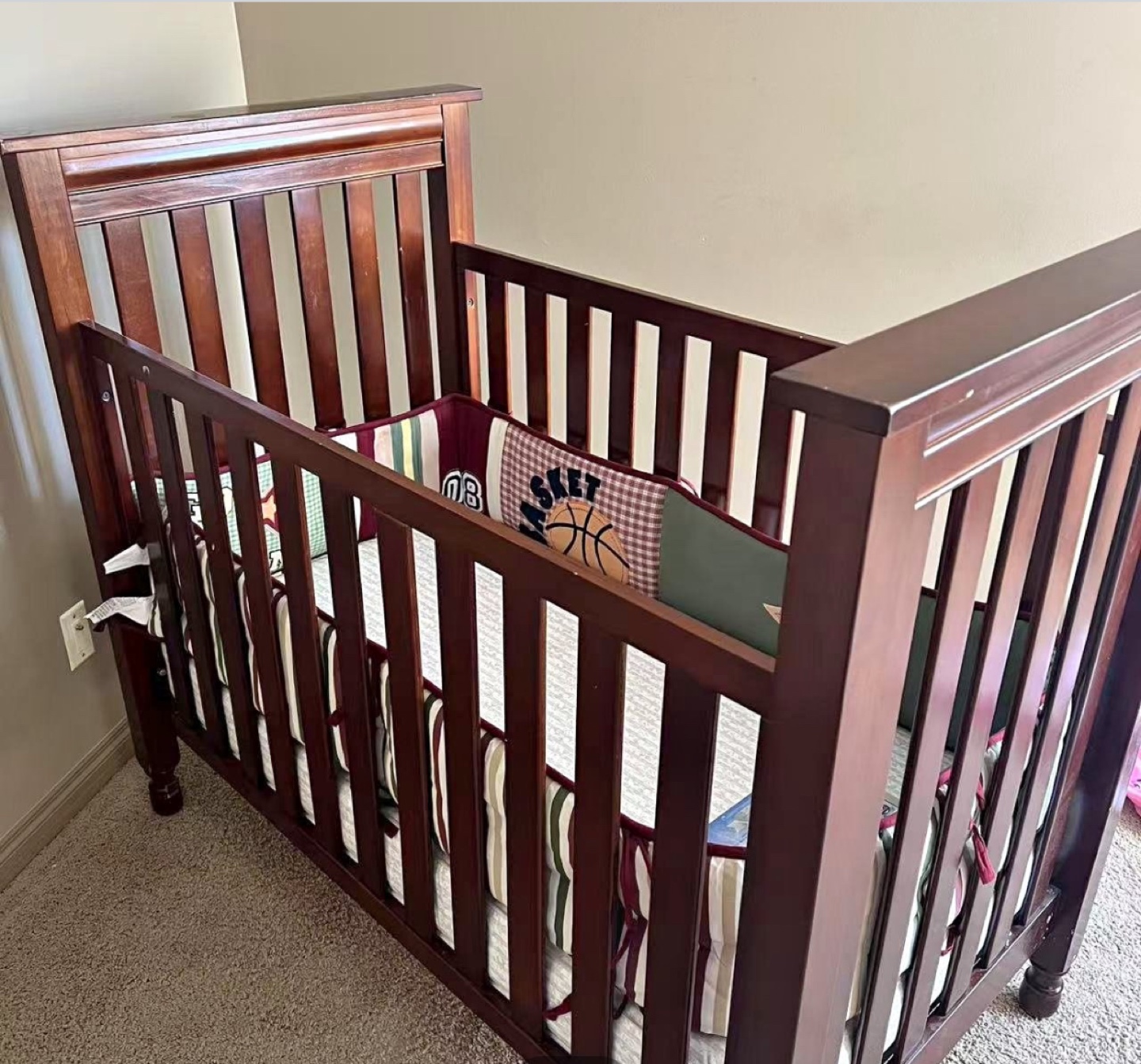 Dark Wood Crib