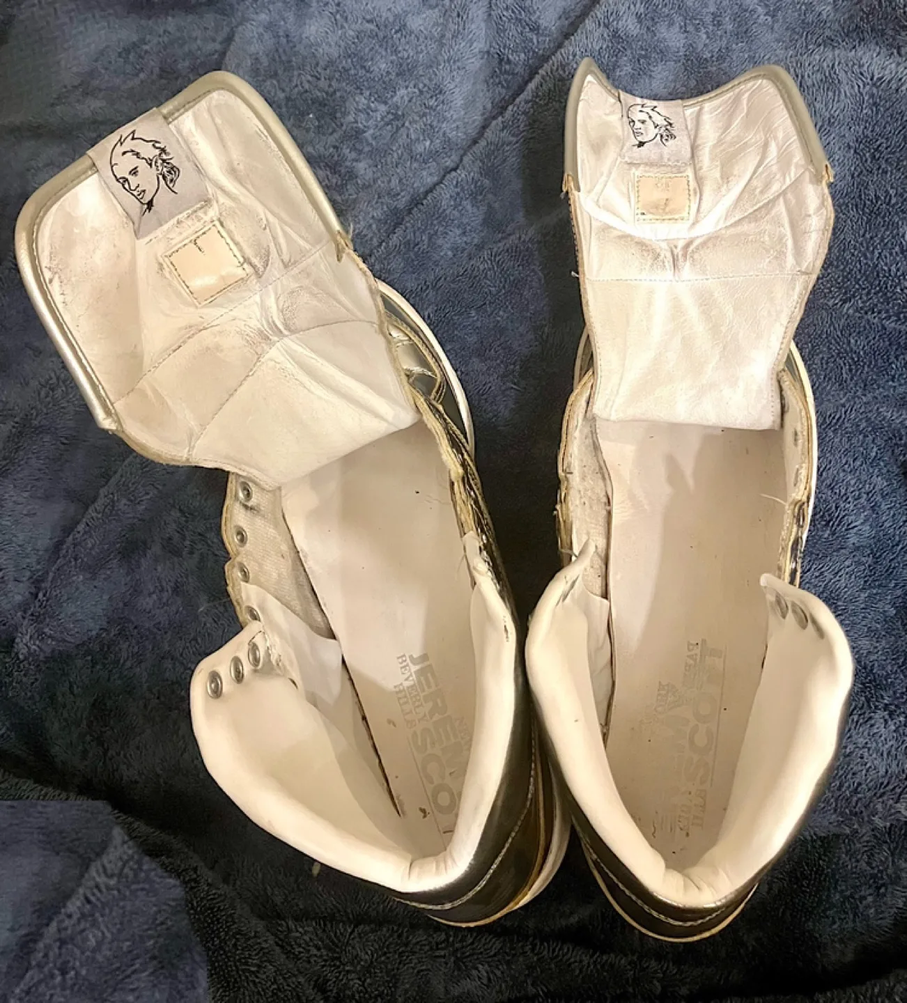 Adidas Jeremy Scott Silver Wings 8 image indicator(5)