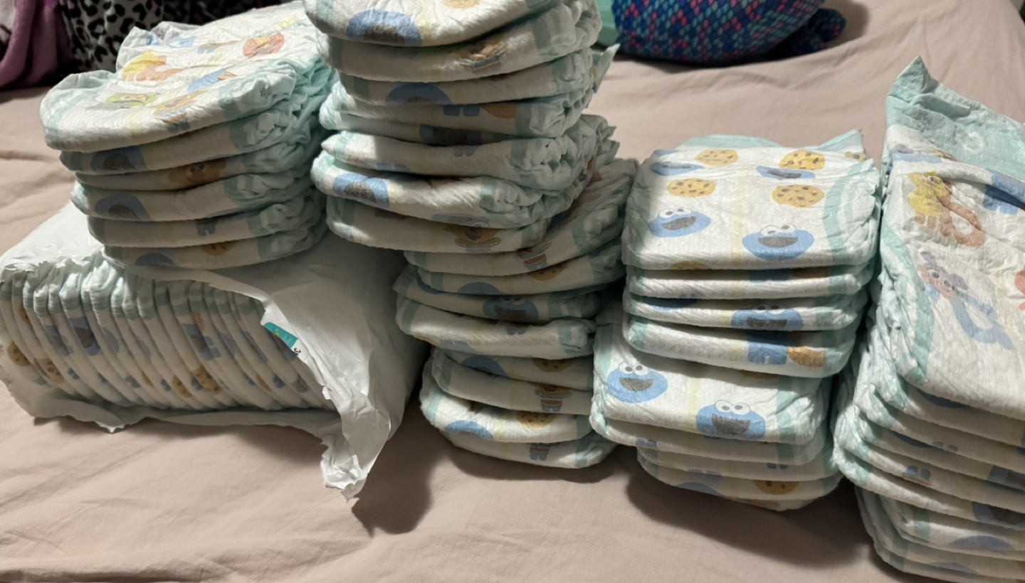 Pampers Sesame Street Baby Diapers - Size 6