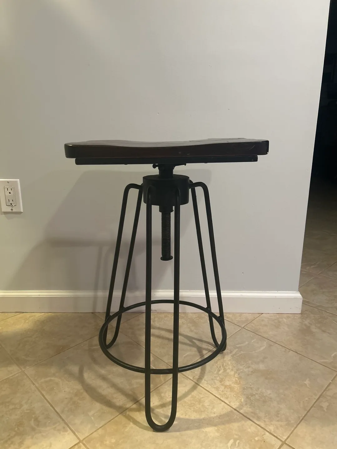 Industrial Style Adjustable Height Bar Stool image indicator(2)