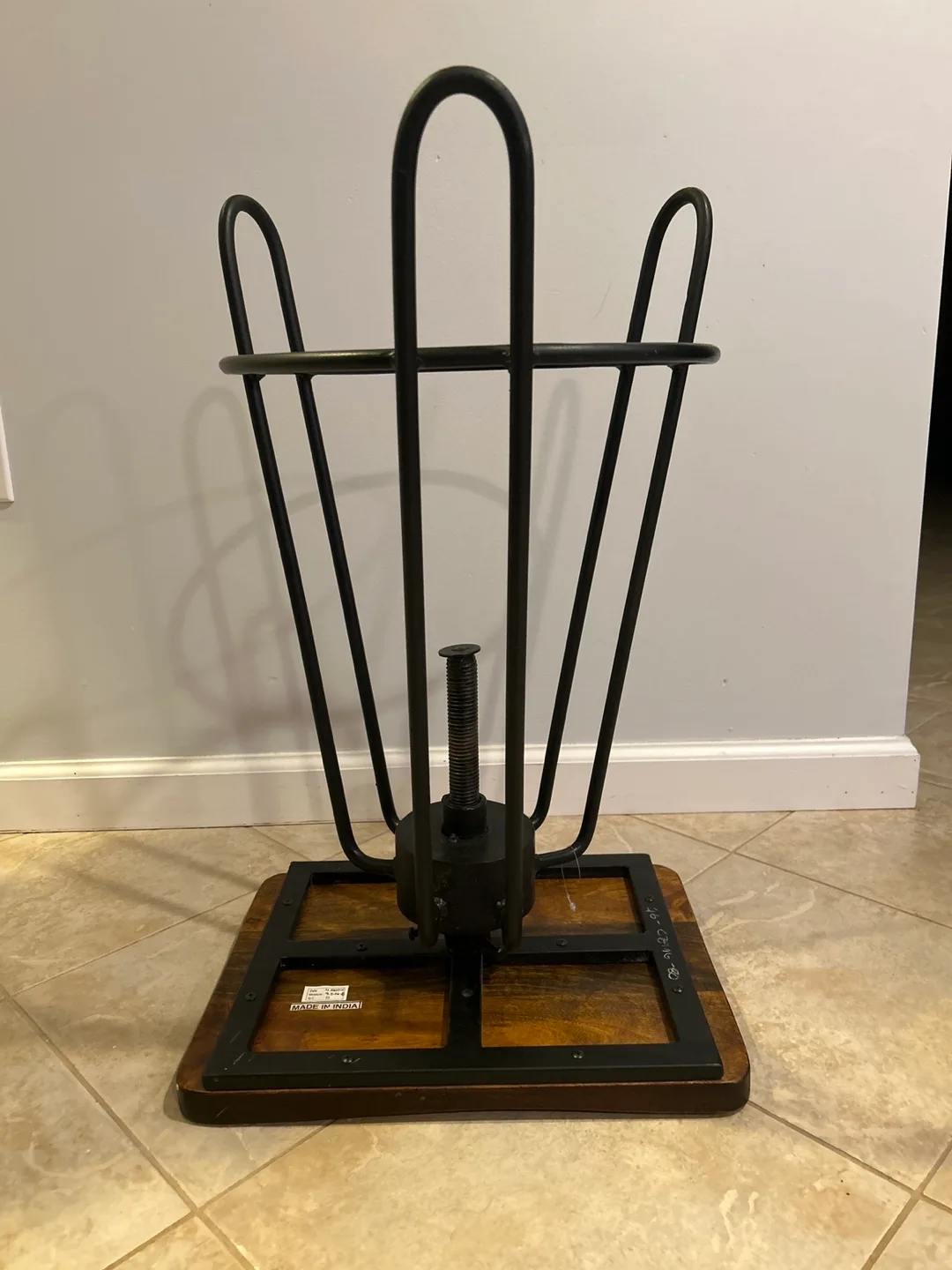 Industrial Style Adjustable Height Bar Stool image indicator(6)