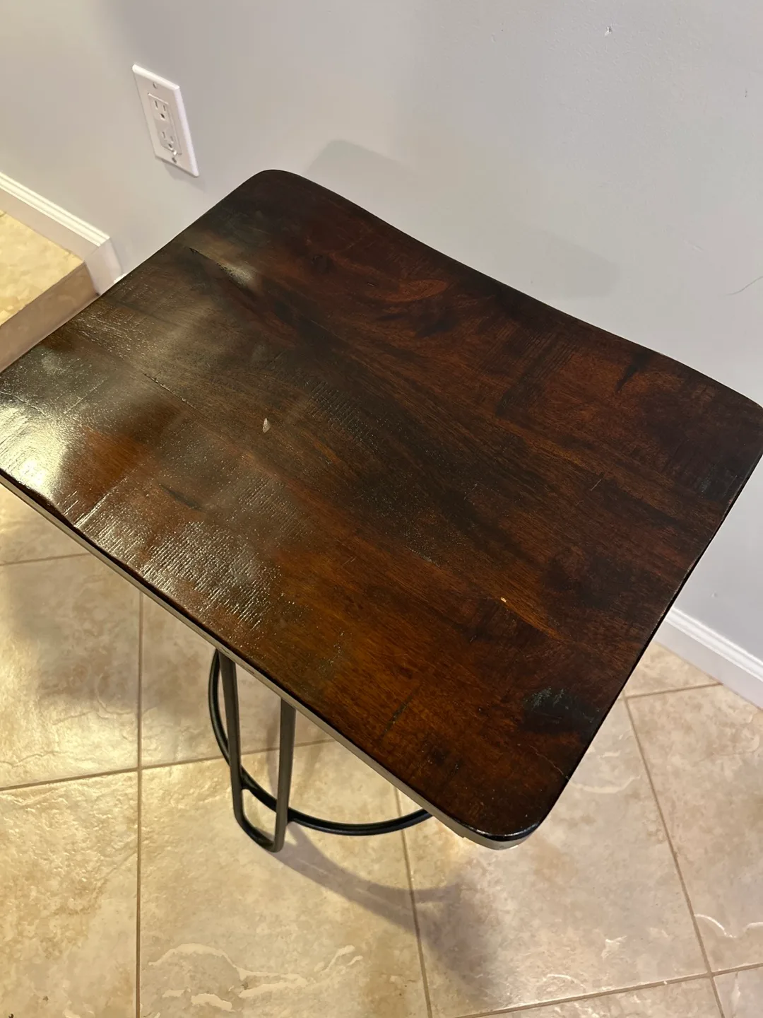 Industrial Style Adjustable Height Bar Stool image indicator(3)