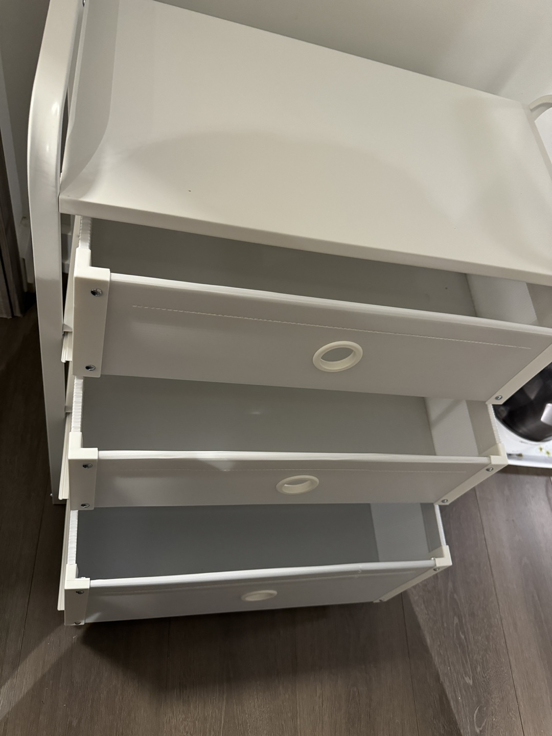 IKEA LOTE 3-Drawer Chest - White - photo 2