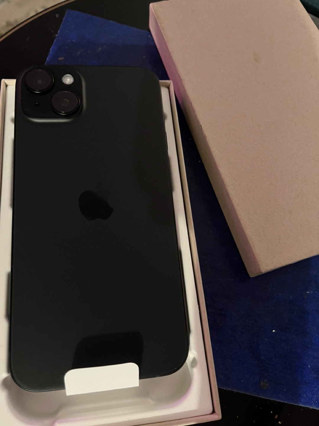 iPhone 15+