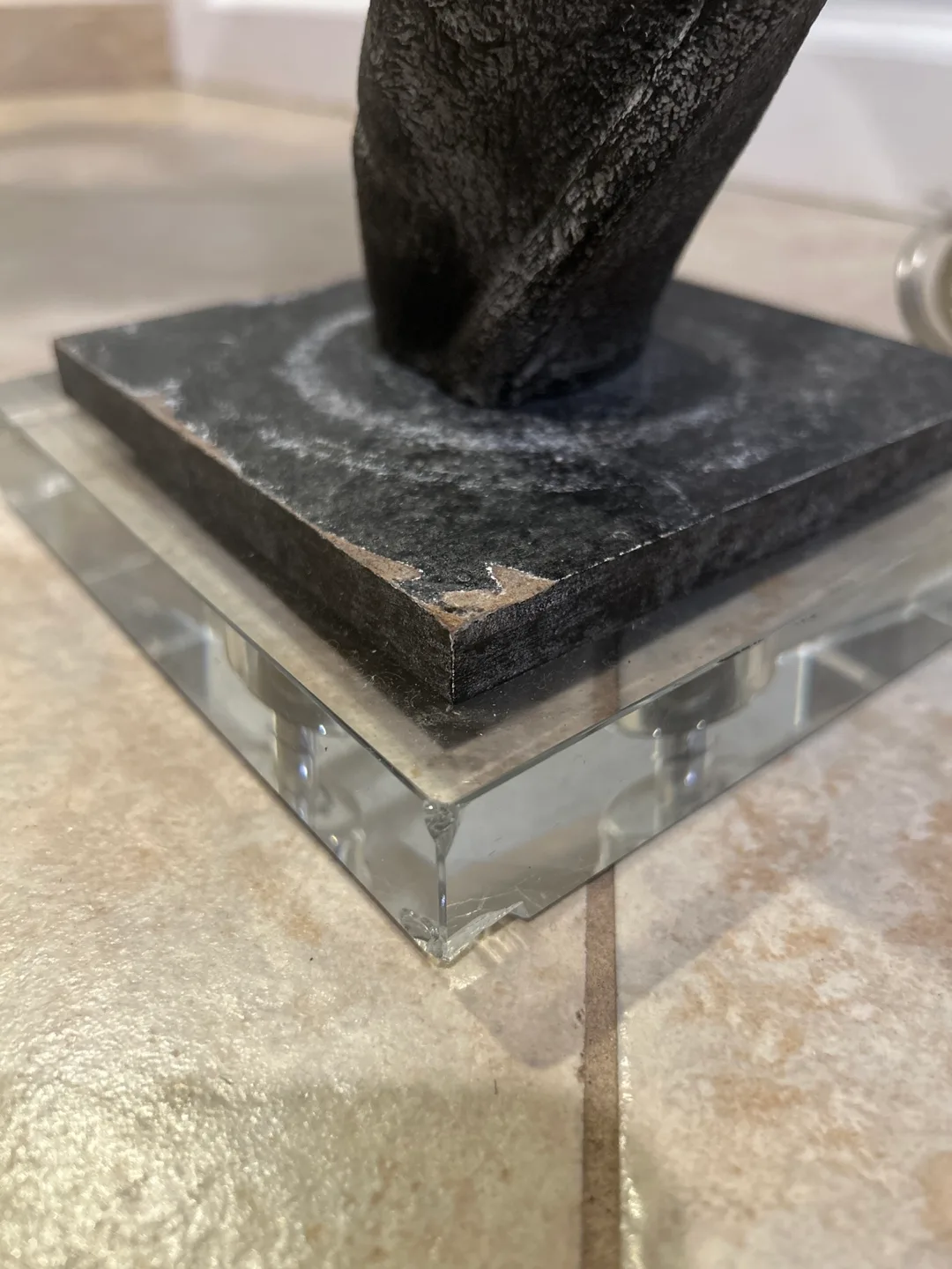 Vintage - Faux Kudu Horn Contemporary Lamp image indicator(5)