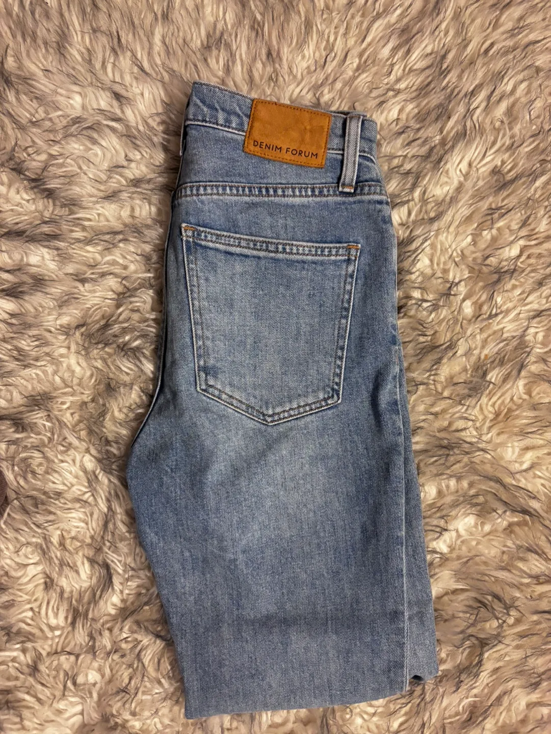 Denim Forum Yoko High Rise Slim Jeans 26L image indicator(4)