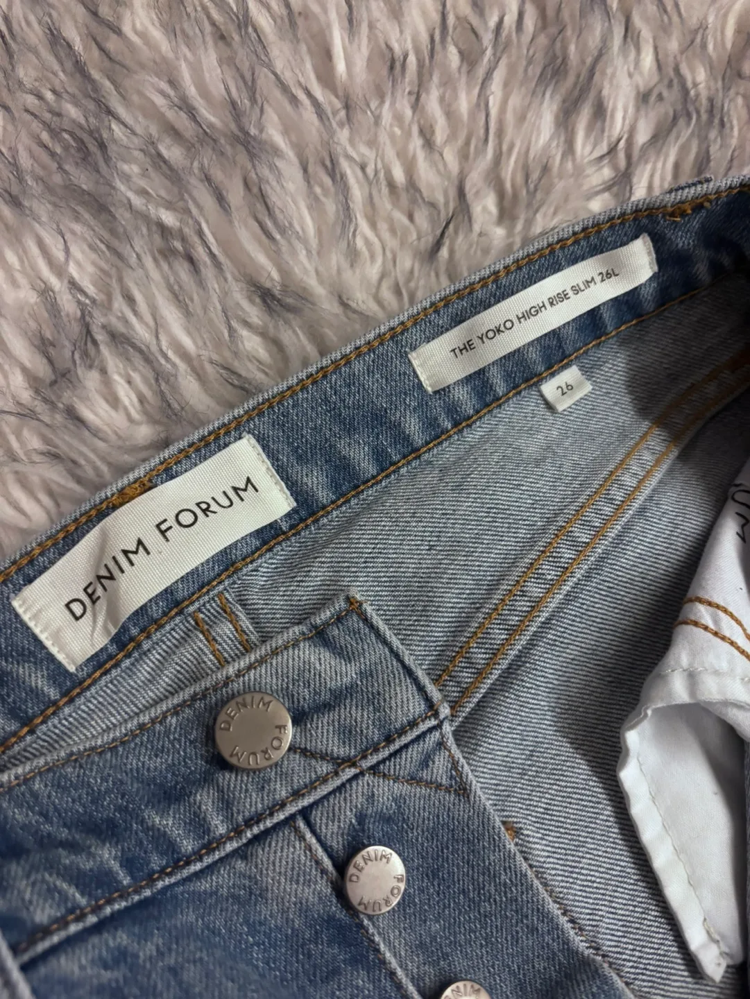Denim Forum Yoko High Rise Slim Jeans 26L image indicator(3)