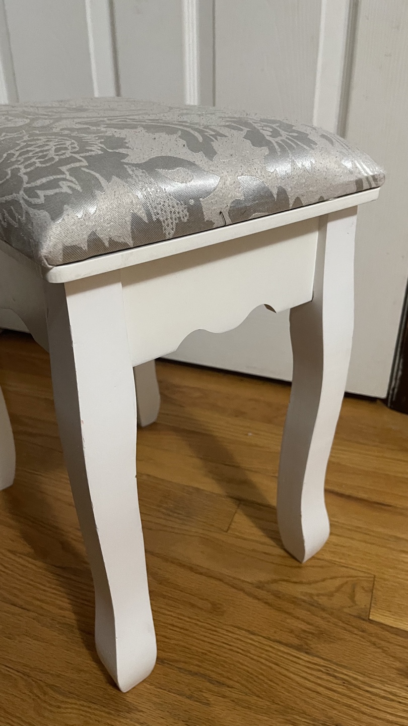 White Vanity Stool with Silver Upholstery check more pictures - photo 3