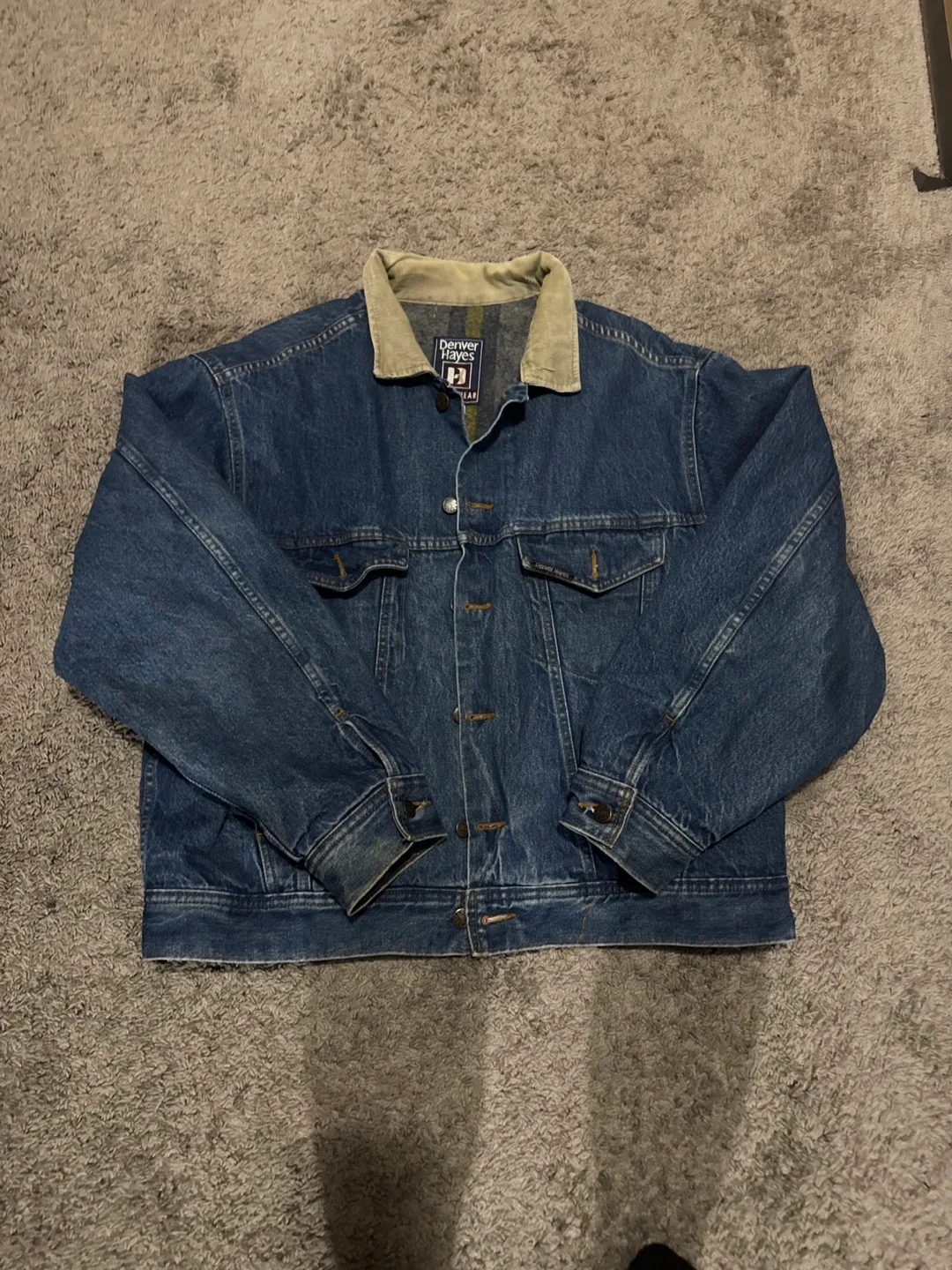 Denver Hayes Denim Jacket - Size L image indicator(2)