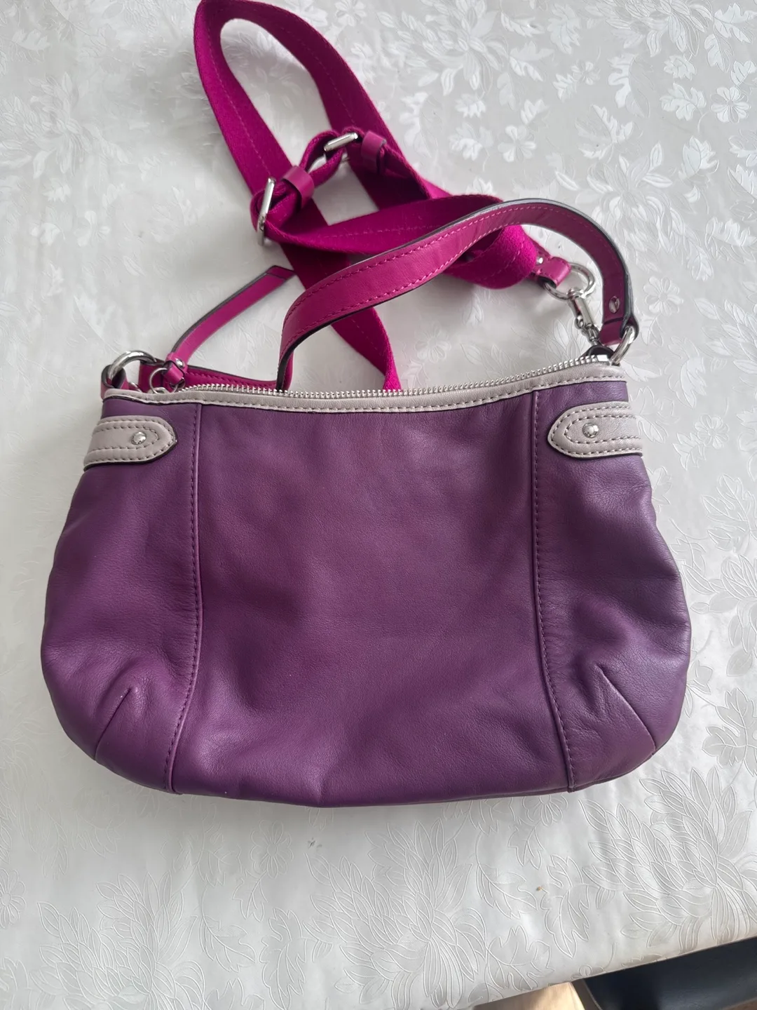 Coach Purple Leather Crossbody Bag image indicator(2)