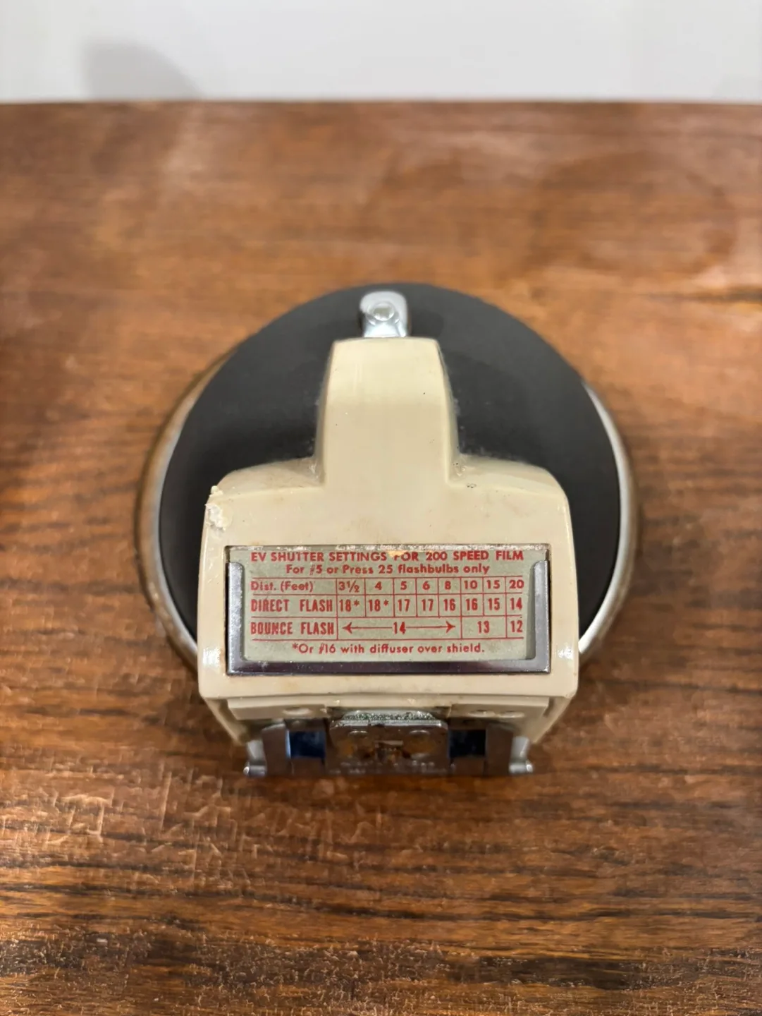 Vintage Polaroid 800 Land Camera with Flash image indicator(6)