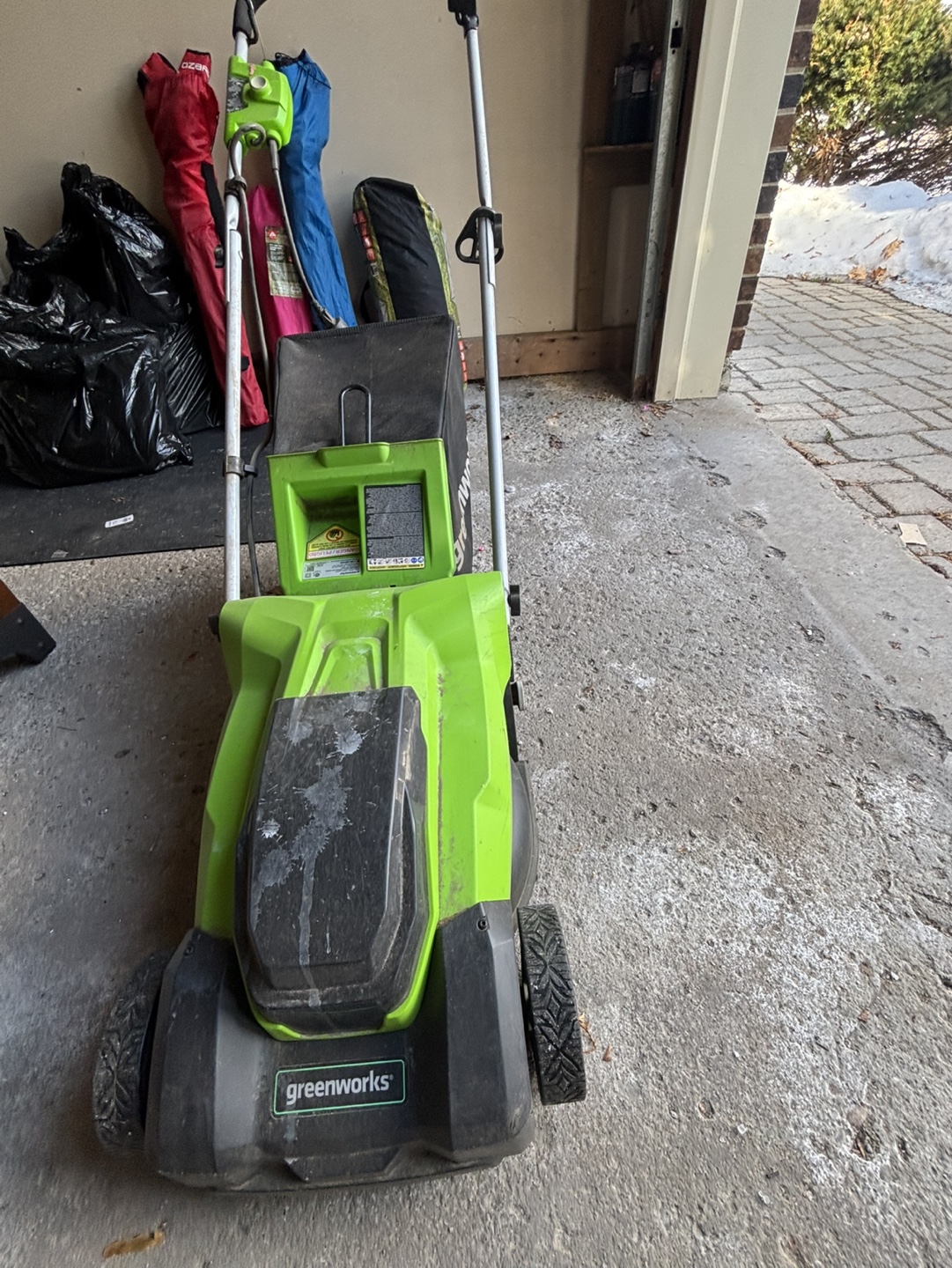 Greenworks - Corded Lawn Mower