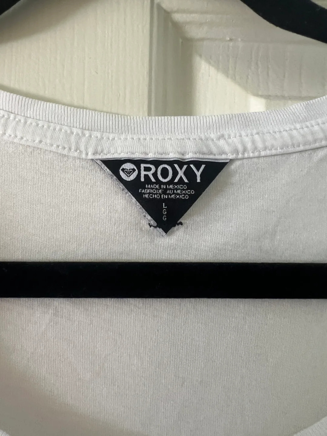 Roxy Women's Size Large Palm Tree Graphic T-Shirt image indicator(3)