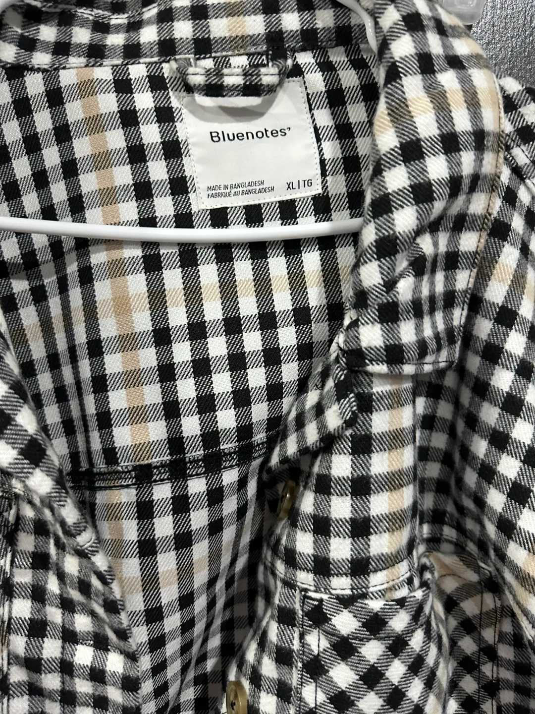 Bluenotes Black and Beige Cropped Flannel Jacket - Size XL image indicator(2)