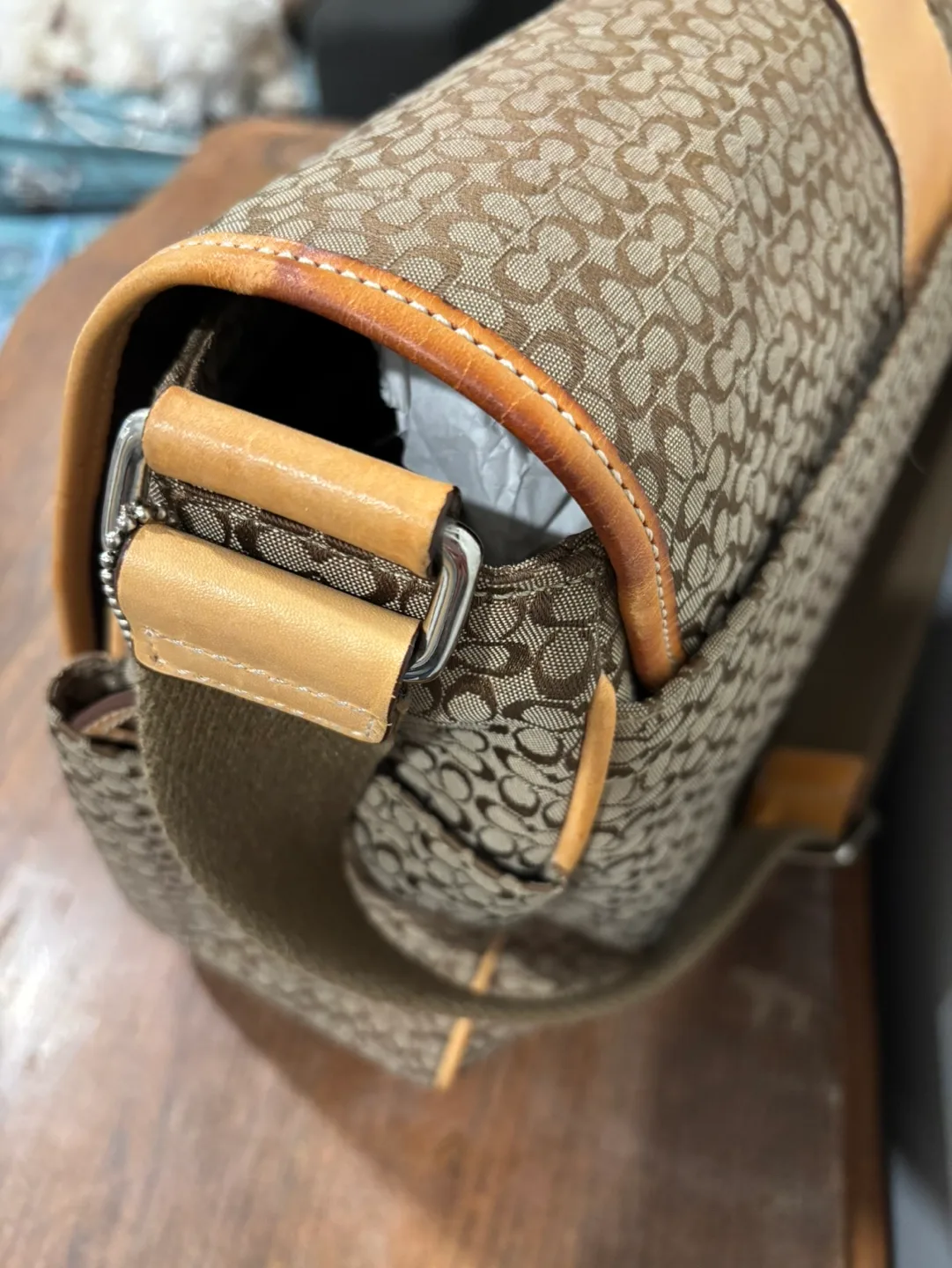 Coach Messenger Bag - Brown Signature Canvas image indicator(7)