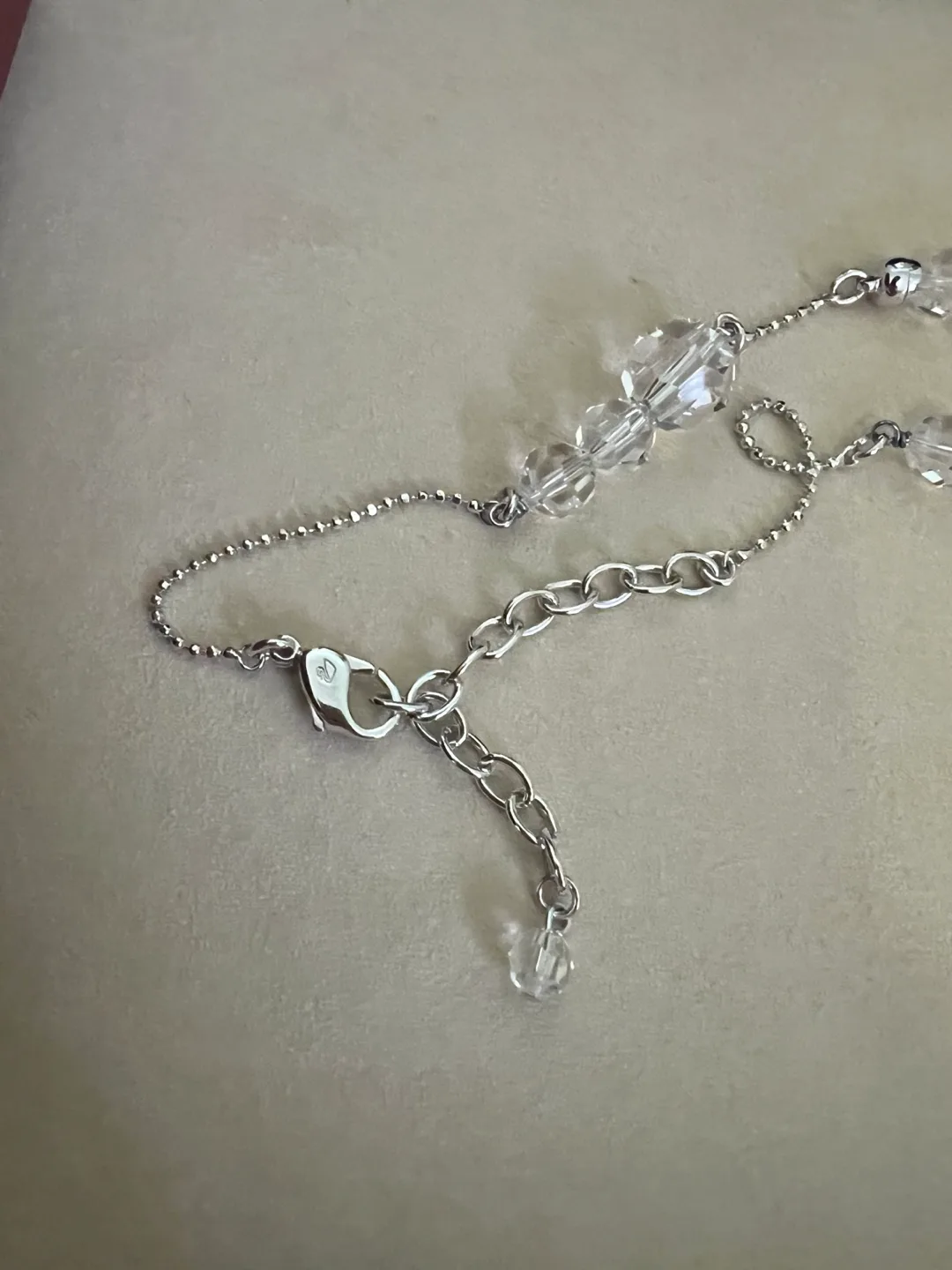 Swarovski Crystal & Emerald Necklace image indicator(4)