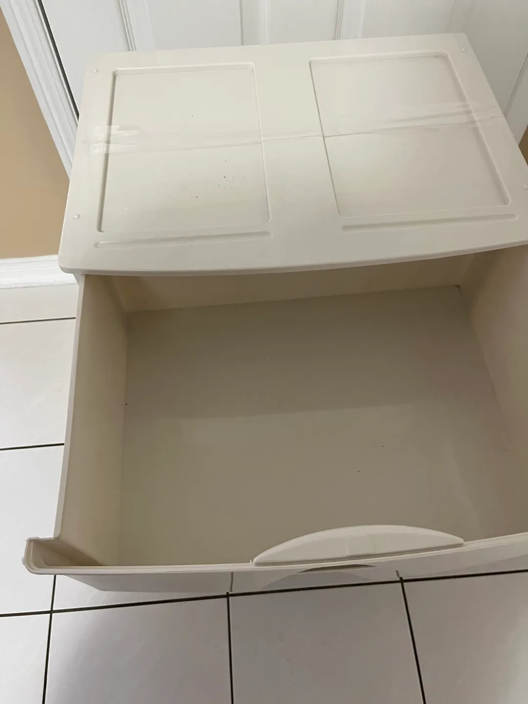 Three-Drawer Rolling Cart - Off-White image indicator(4)