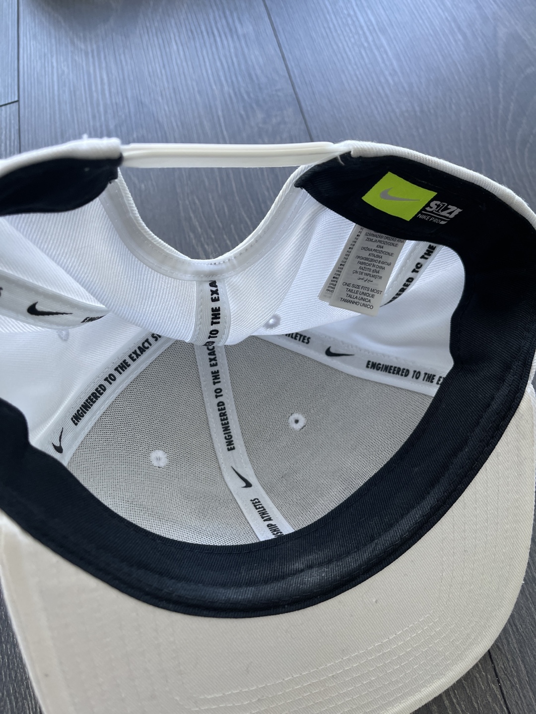 Nike White Baseball Cap - photo 2