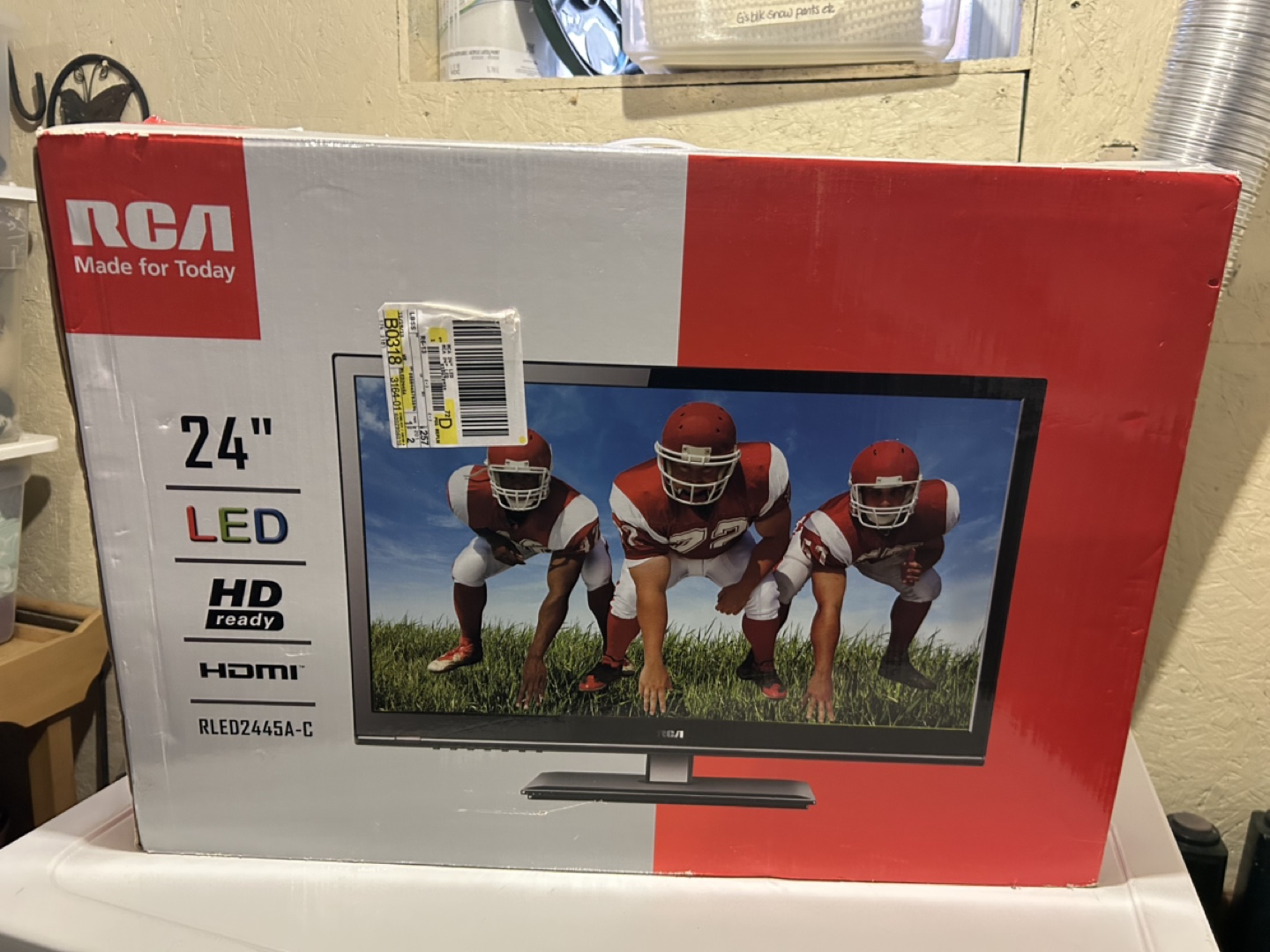 RCA 24" LED HDTV - like new, gently used.