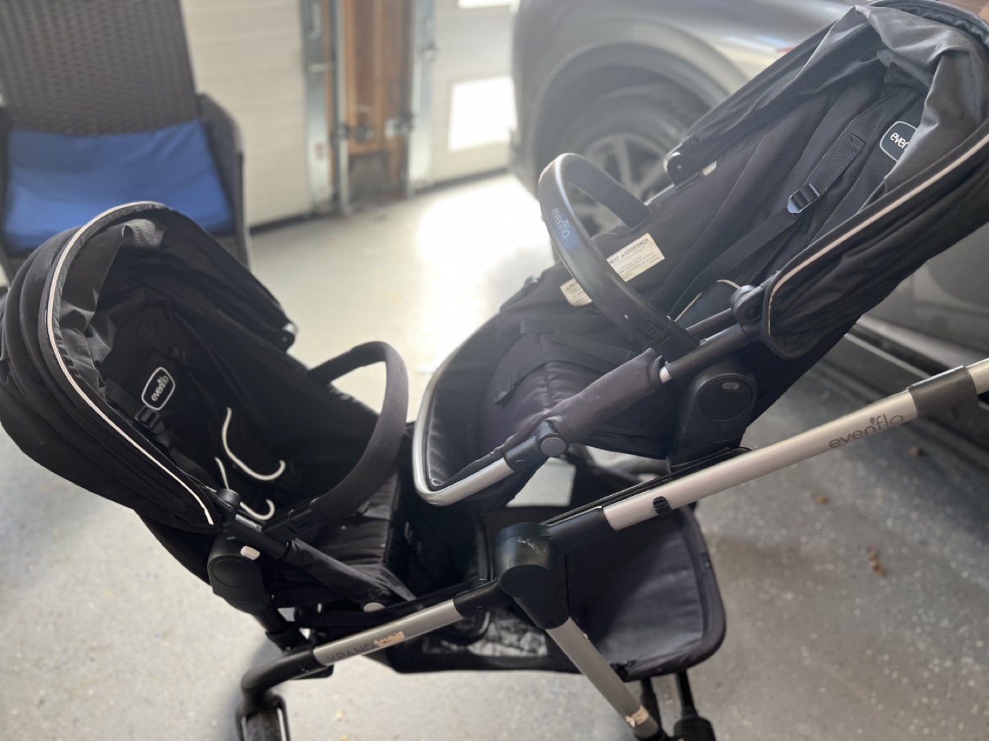 Evenflo Pivot X2 Double Stroller - photo 2