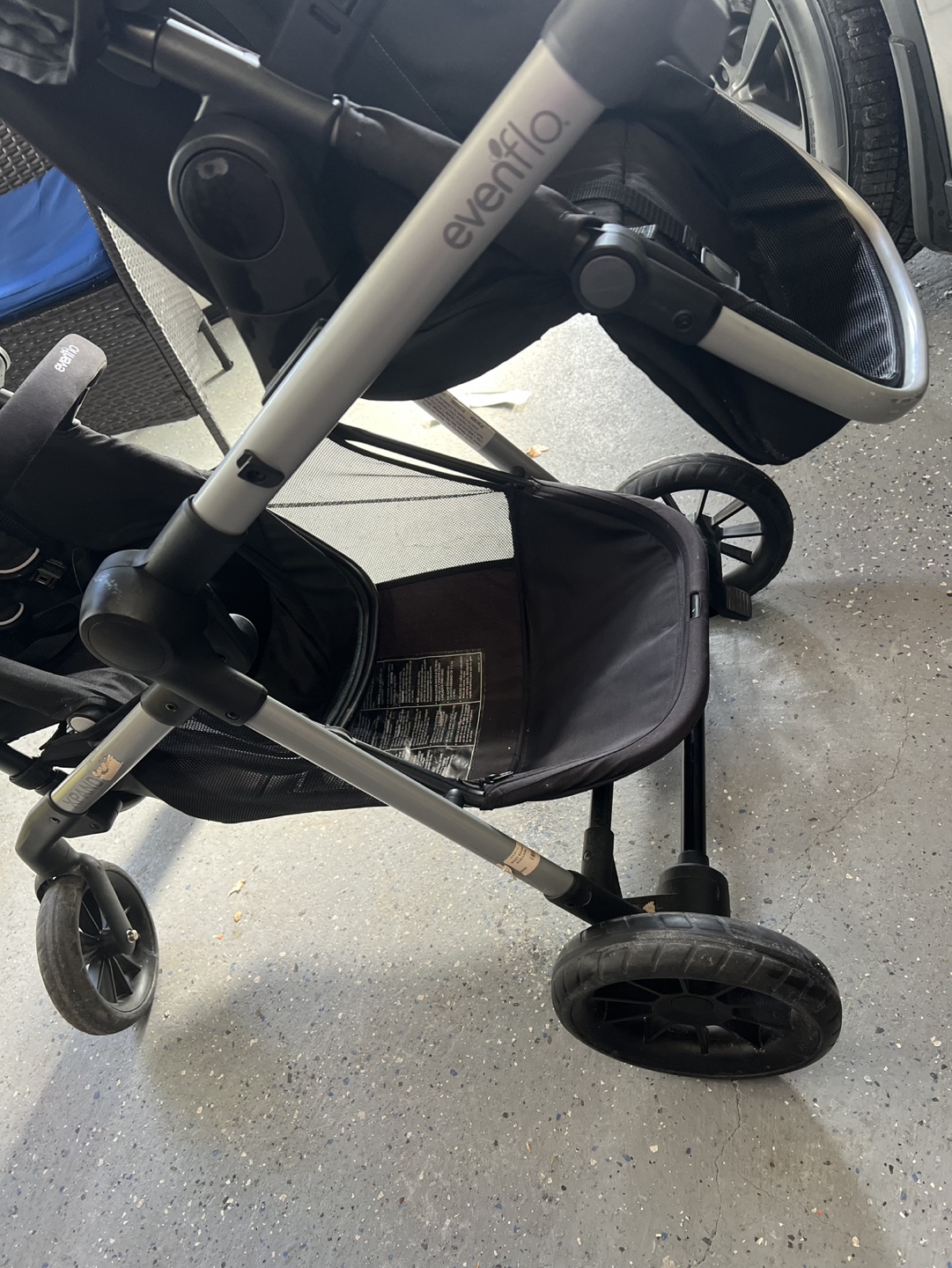 Evenflo Pivot X2 Double Stroller - photo 4