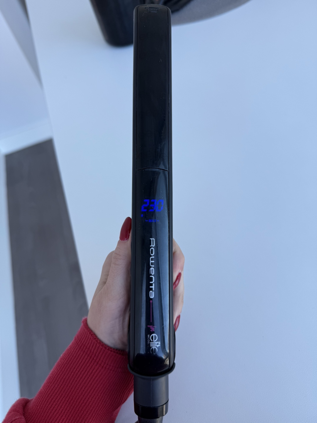 Rowenta Elite Power Hair Straightener