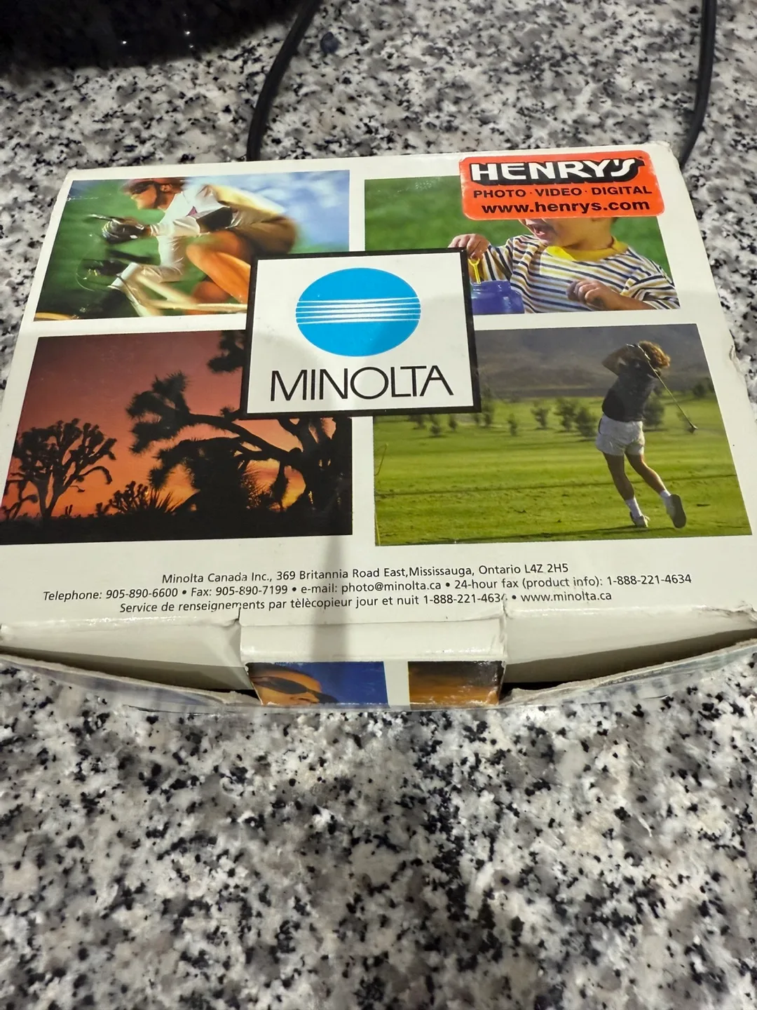 Minolta Freedom Zoom 200M 35mm Film Camera with Kodak Film image indicator(4)