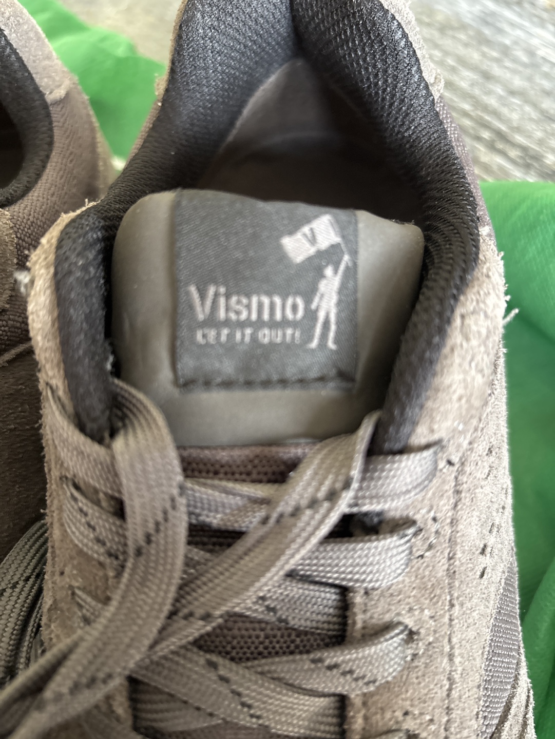 Vismo Women's Size 9 Grey Suede safety Sneakers
