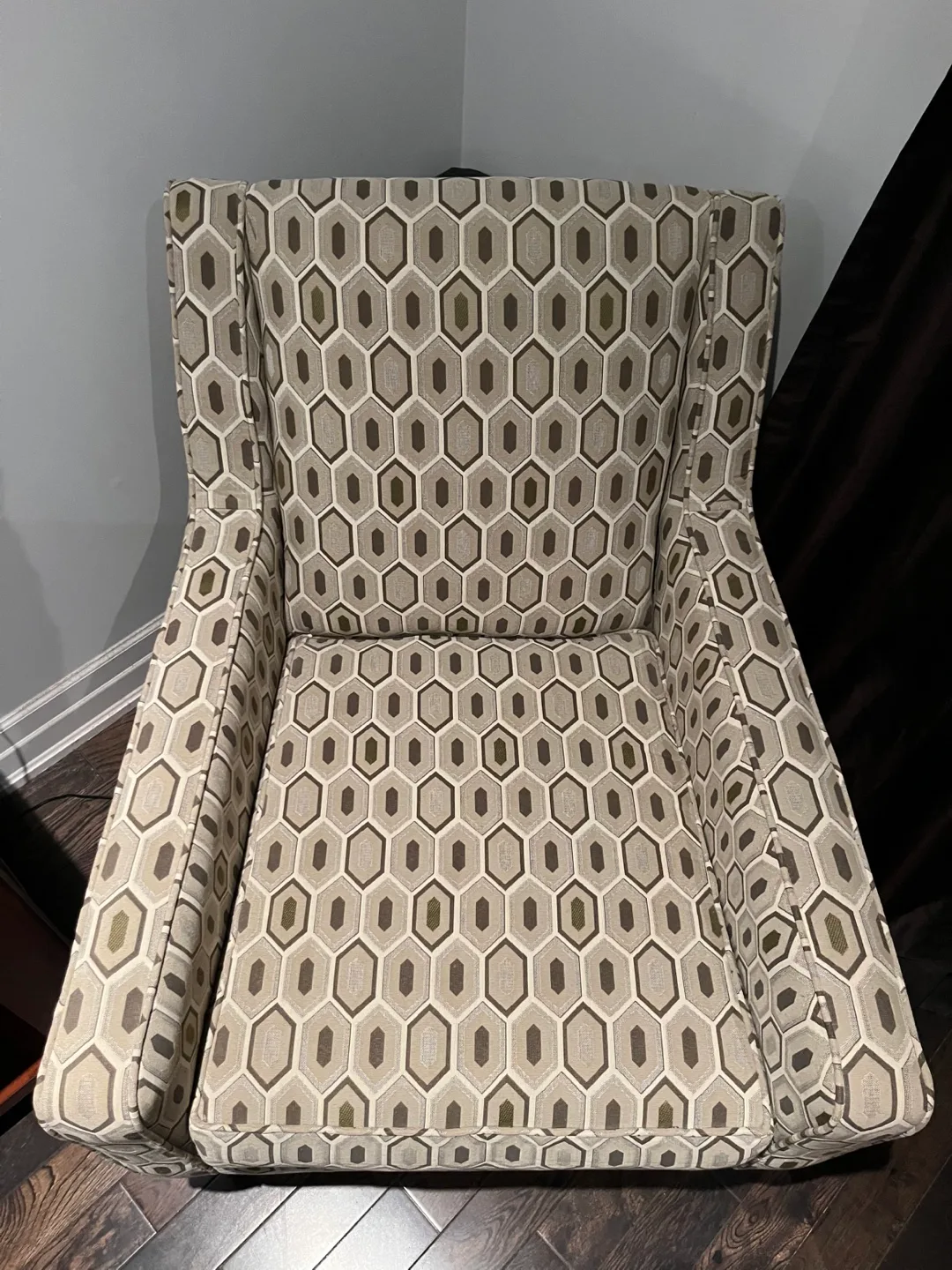 Bauhaus Mid-Century Modern Accent Chair image indicator(4)