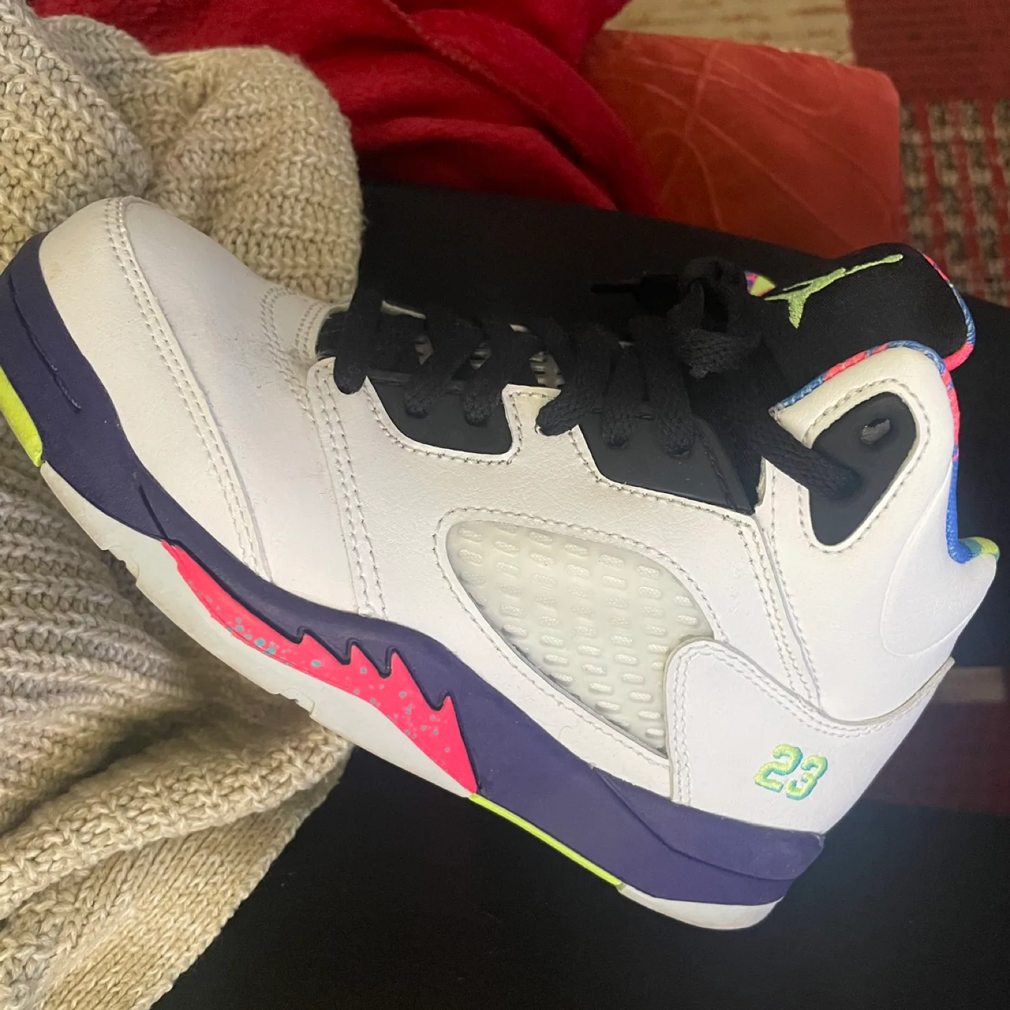 Kids’ Air Jordan 5 Retro Shoes image indicator(3)